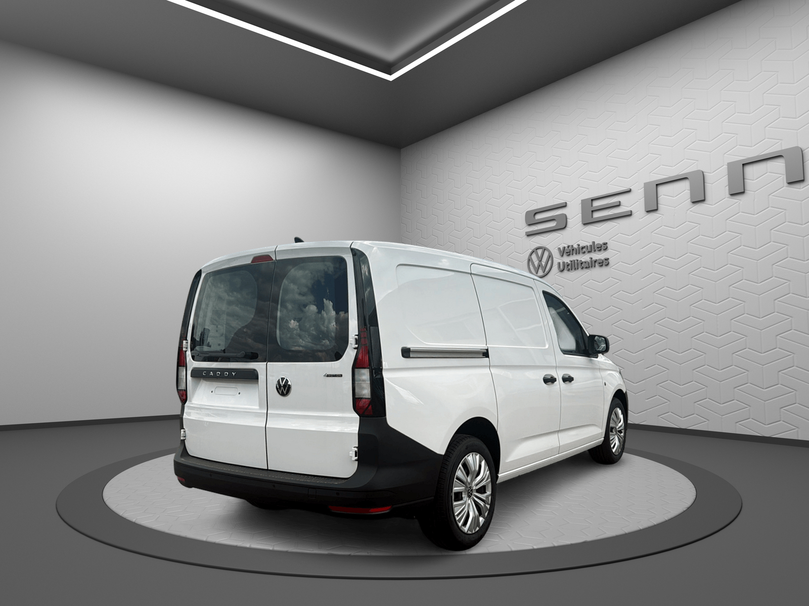 VW Caddy Cargo 2.0TDI Maxi 4Motion-image-2