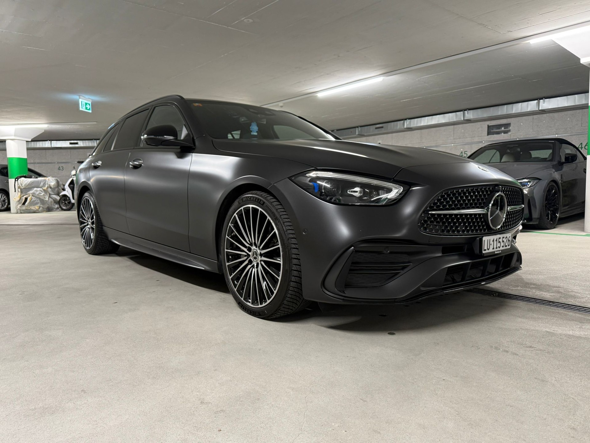 MERCEDES-BENZ C 220 d T 4 Matic-image-0