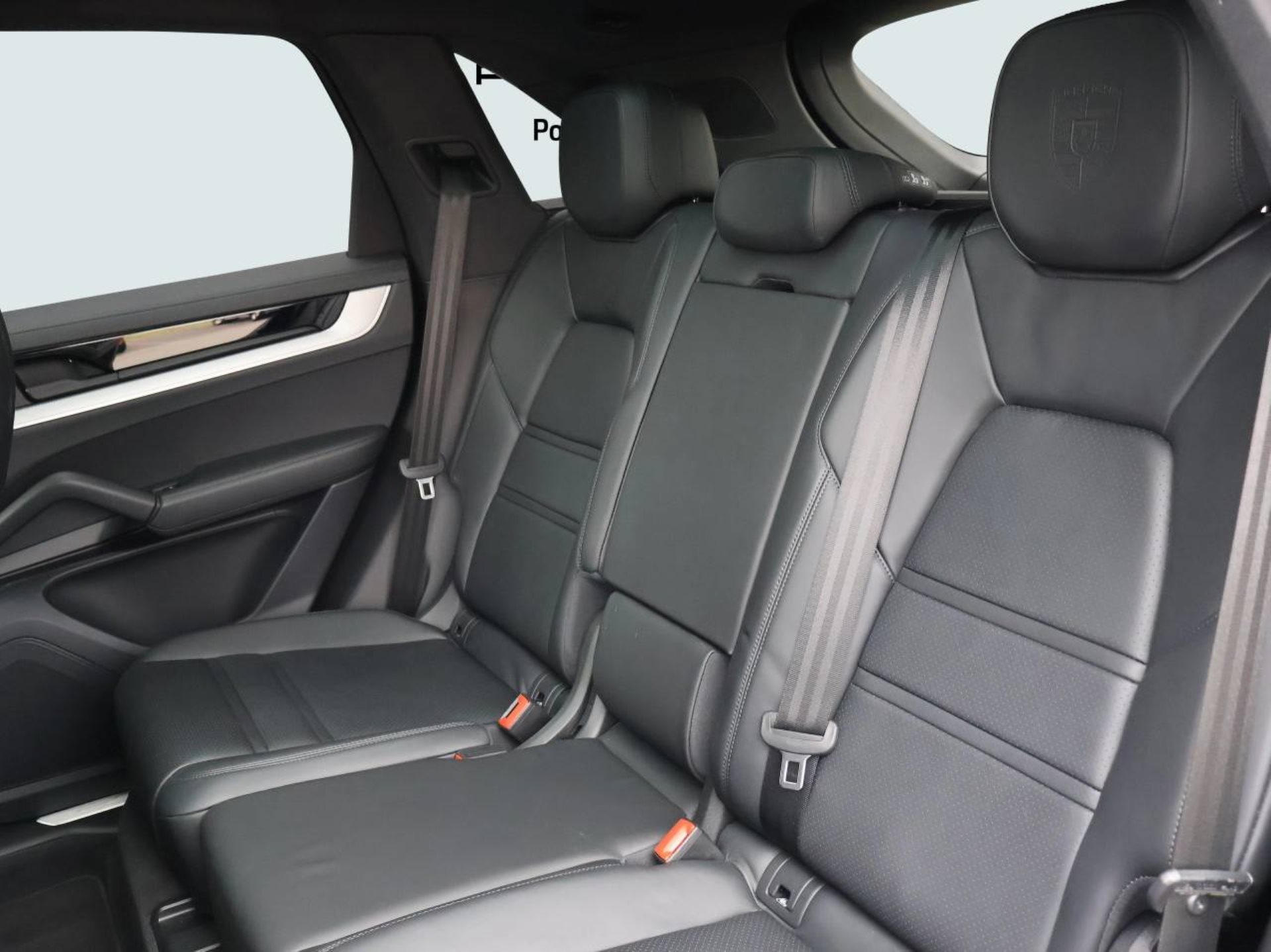PORSCHE Cayenne S-image-19