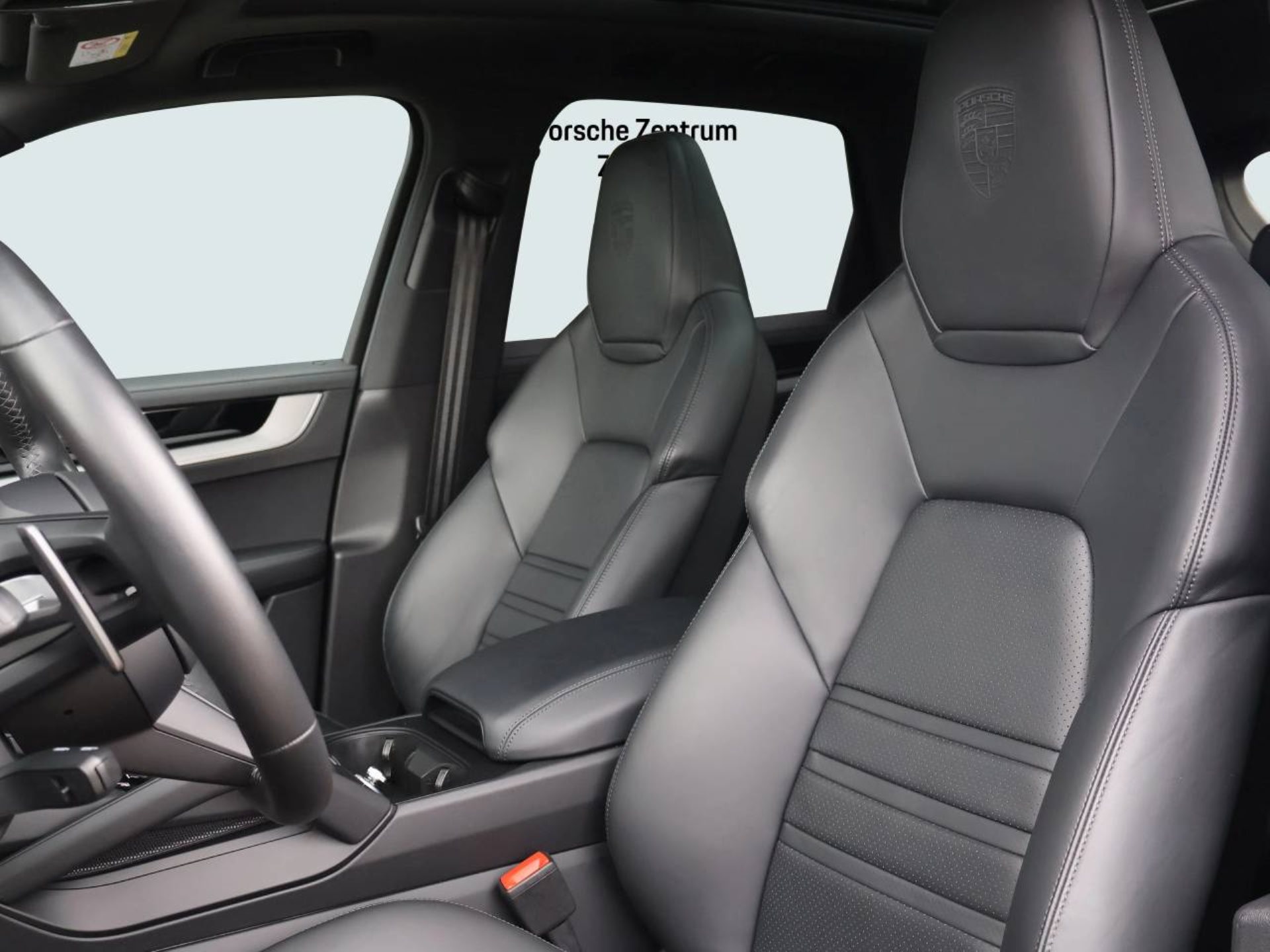PORSCHE Cayenne S-image-4