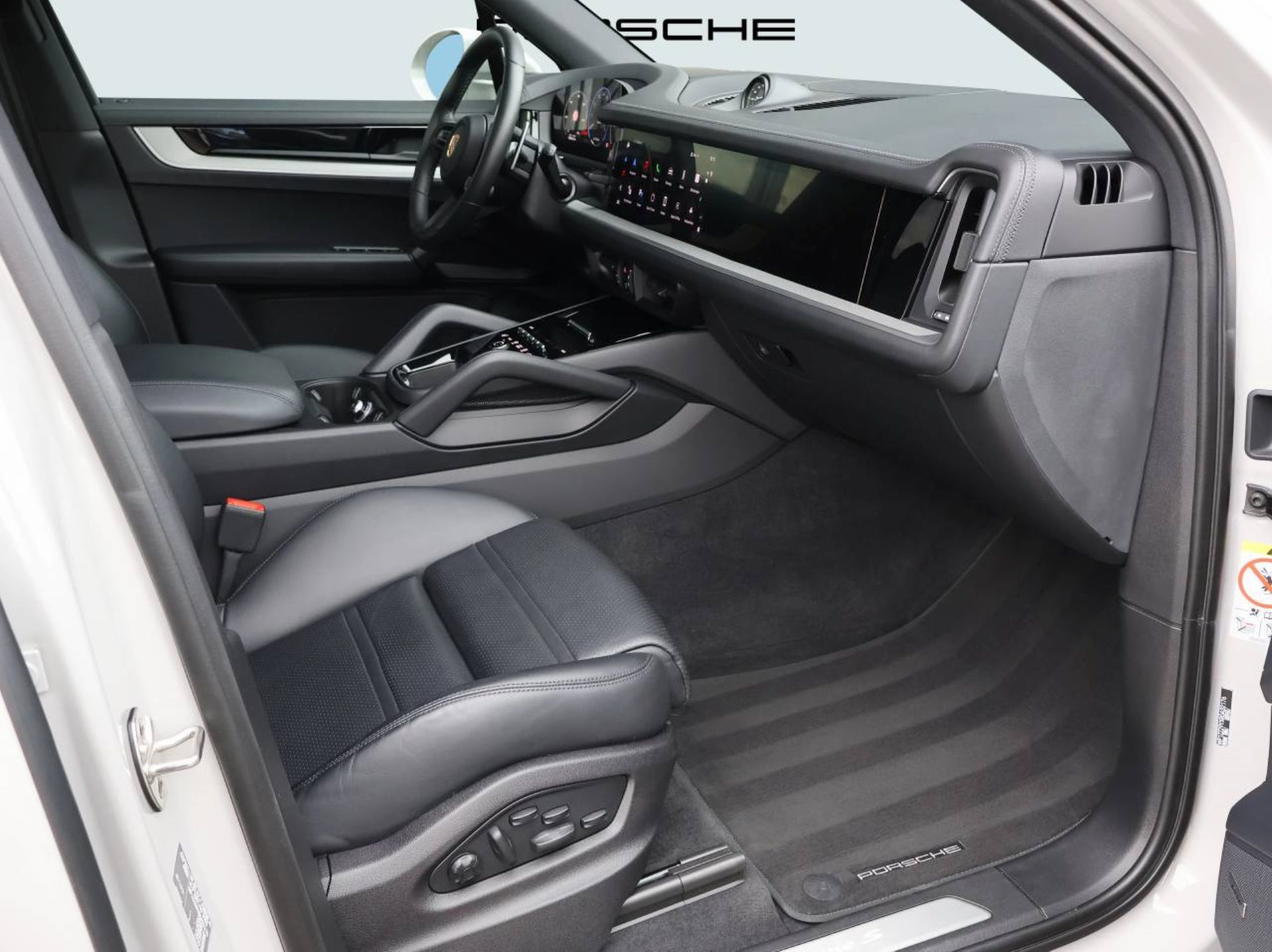 PORSCHE Cayenne S-image-14