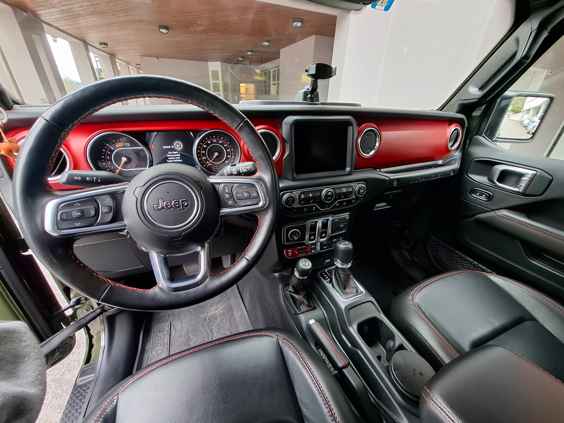JEEP Wrangler 2.0 Rubicon Automatic-image-5