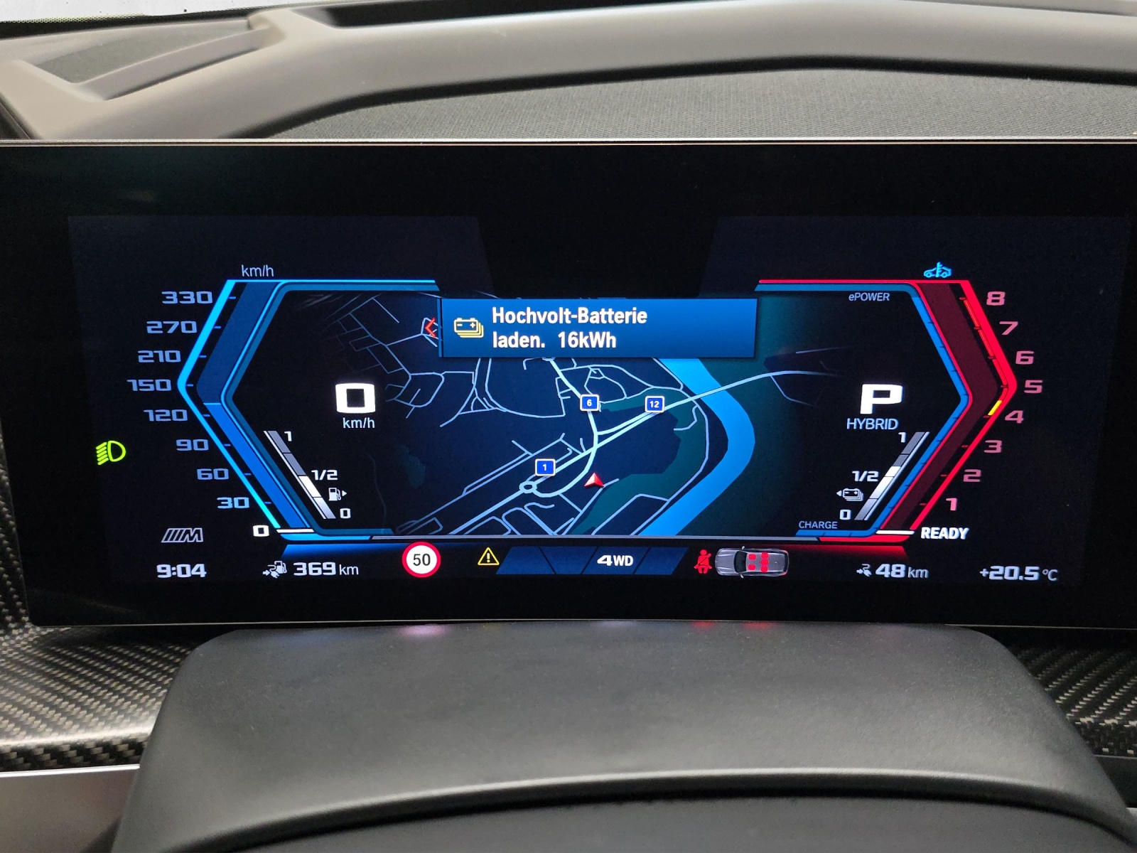 BMW XM xDrive 50e PHEV Steptronic-image-13