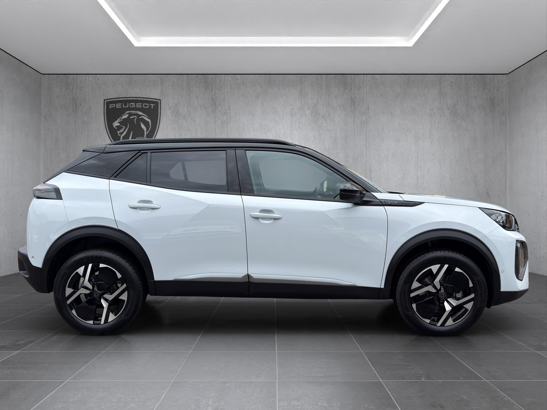 PEUGEOT 2008 1.2 Hybrid 145 GT-showroom-element-3