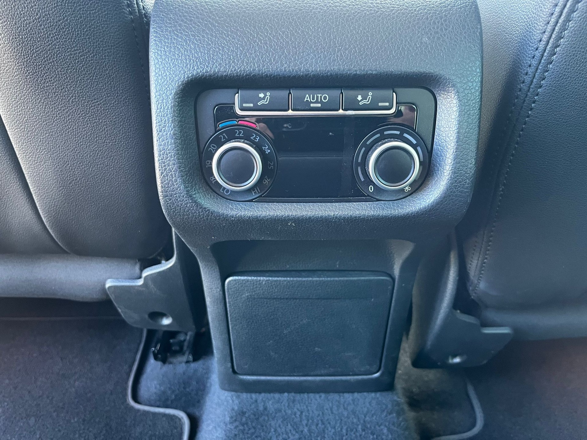 SEAT Alhambra 2.0 TSI Style Advanced DSG-image-21