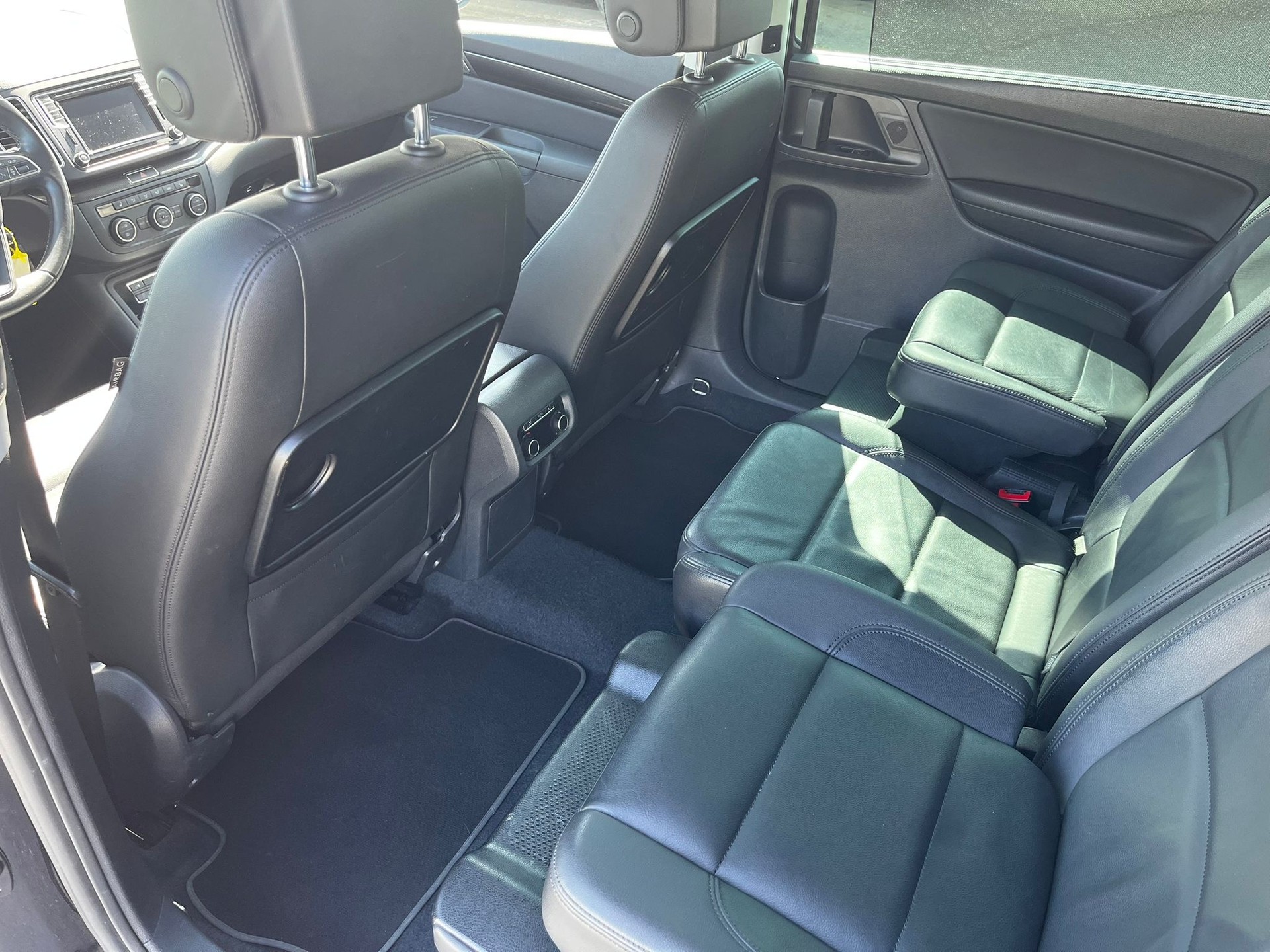 SEAT Alhambra 2.0 TSI Style Advanced DSG-image-11