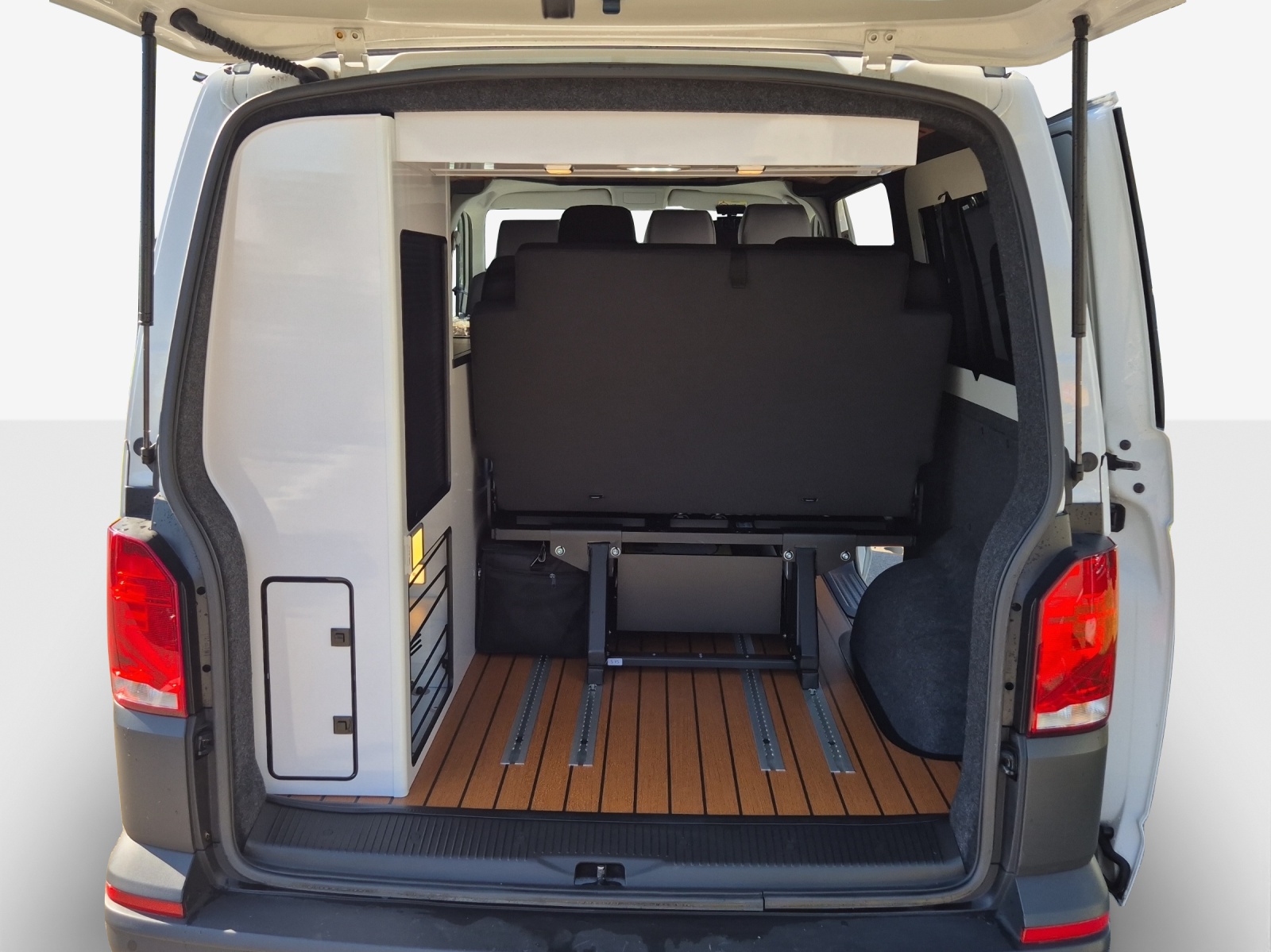 VW T6.1 2.0 TDI Envia Free-image-14