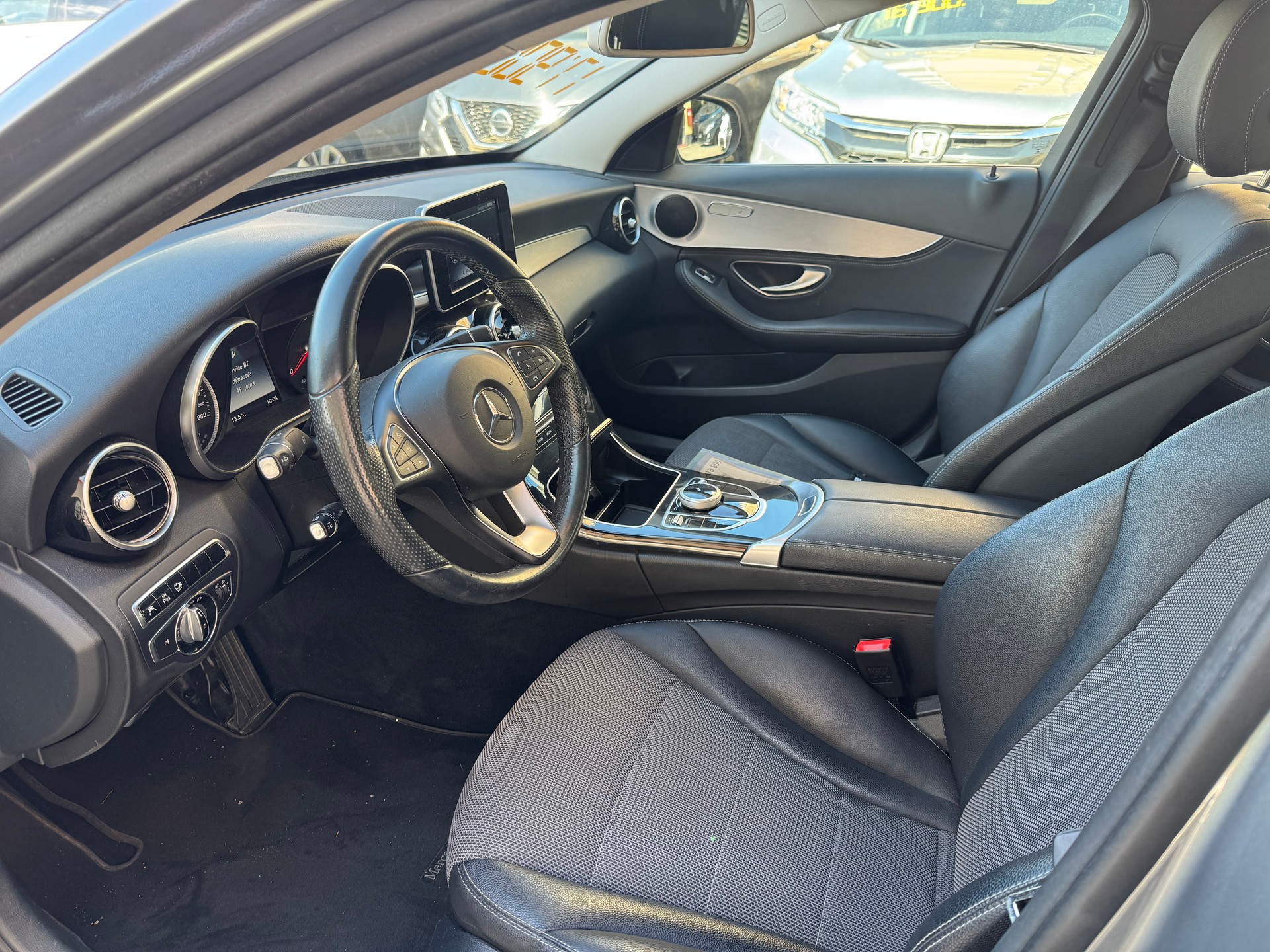 MERCEDES-BENZ C 180 Avantgarde 7G-Tronic-image-4