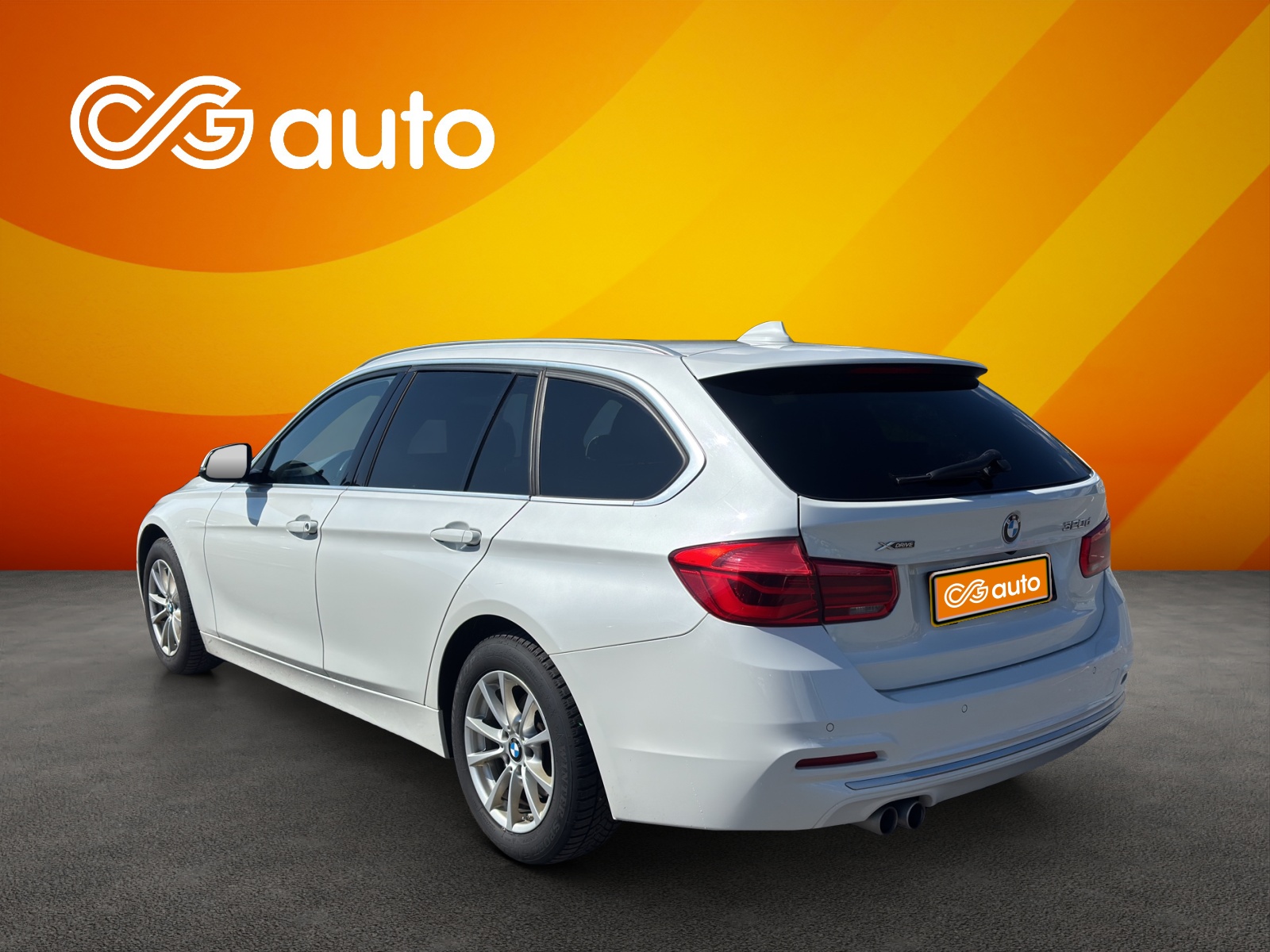 BMW 320d xDrive Touring Steptronic-image-5