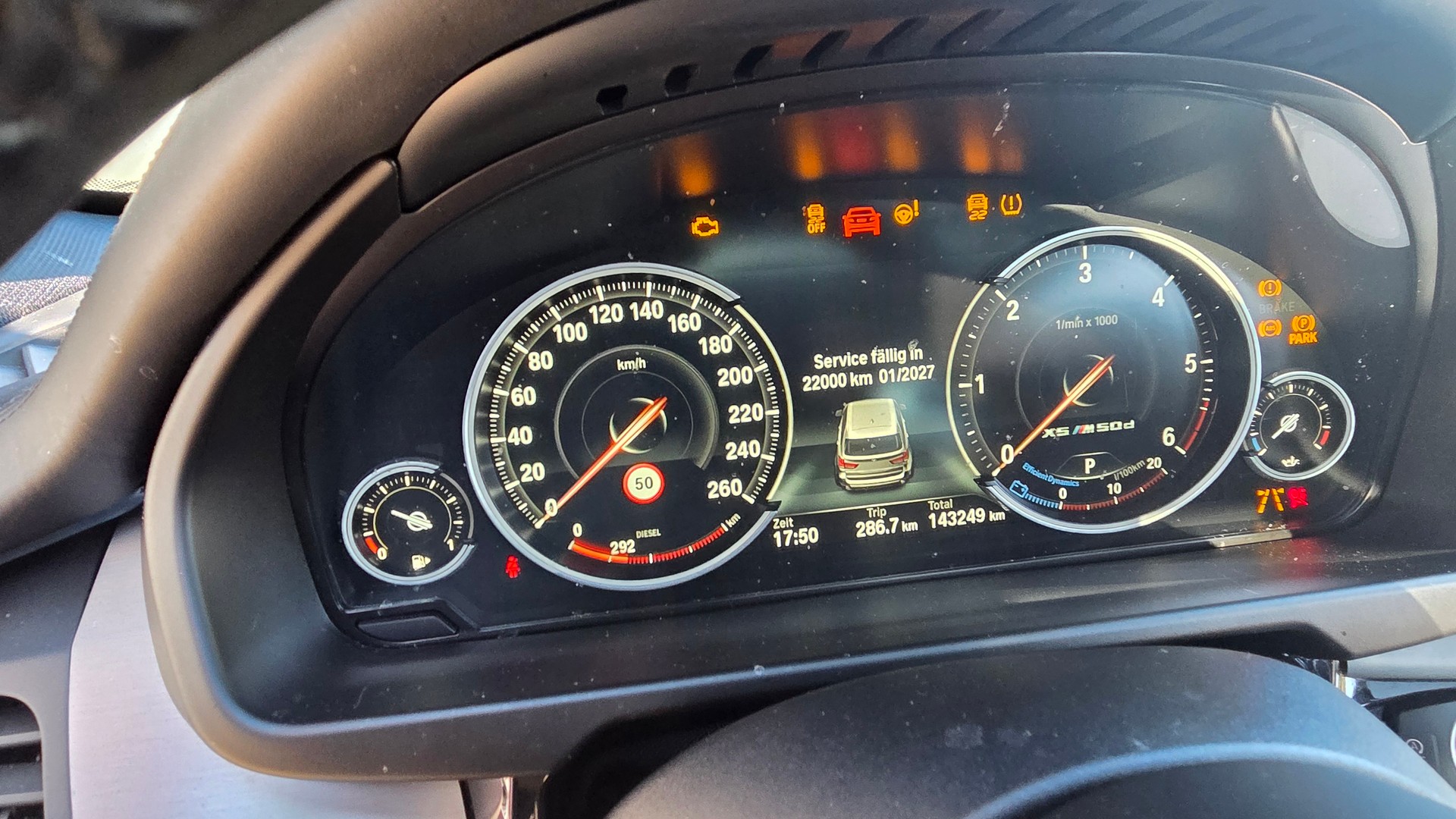 BMW X5 xDrive M50d Steptronic-image-3