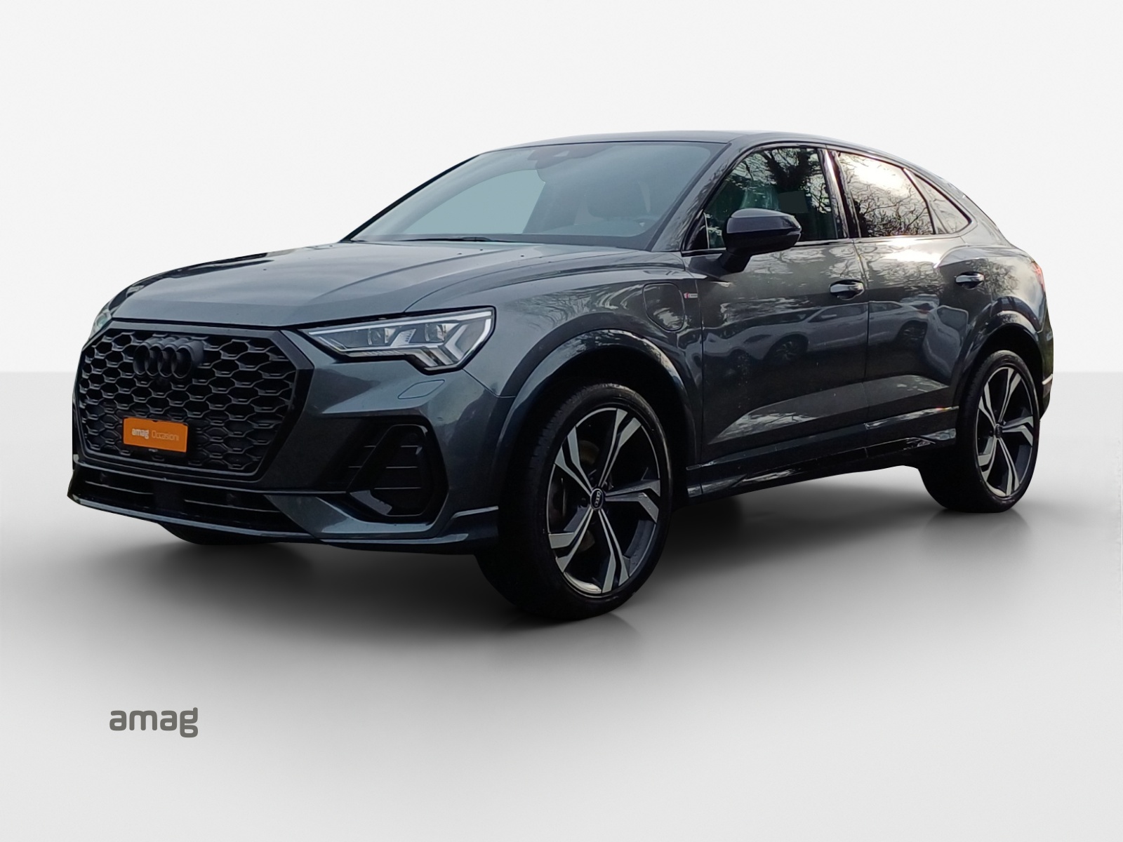 AUDI Q3 Sportback 45 TFSI e S line Attraction S-tronic-image-0