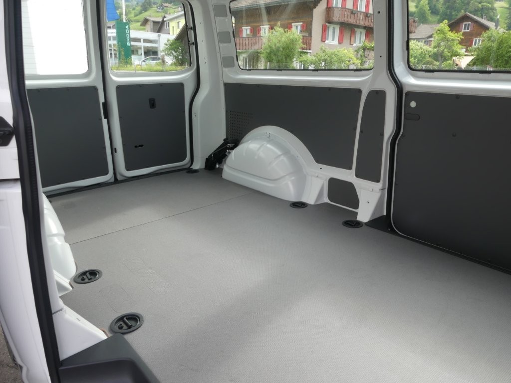 VW T6.1 2.0 Bi-TDI DSG-image-12