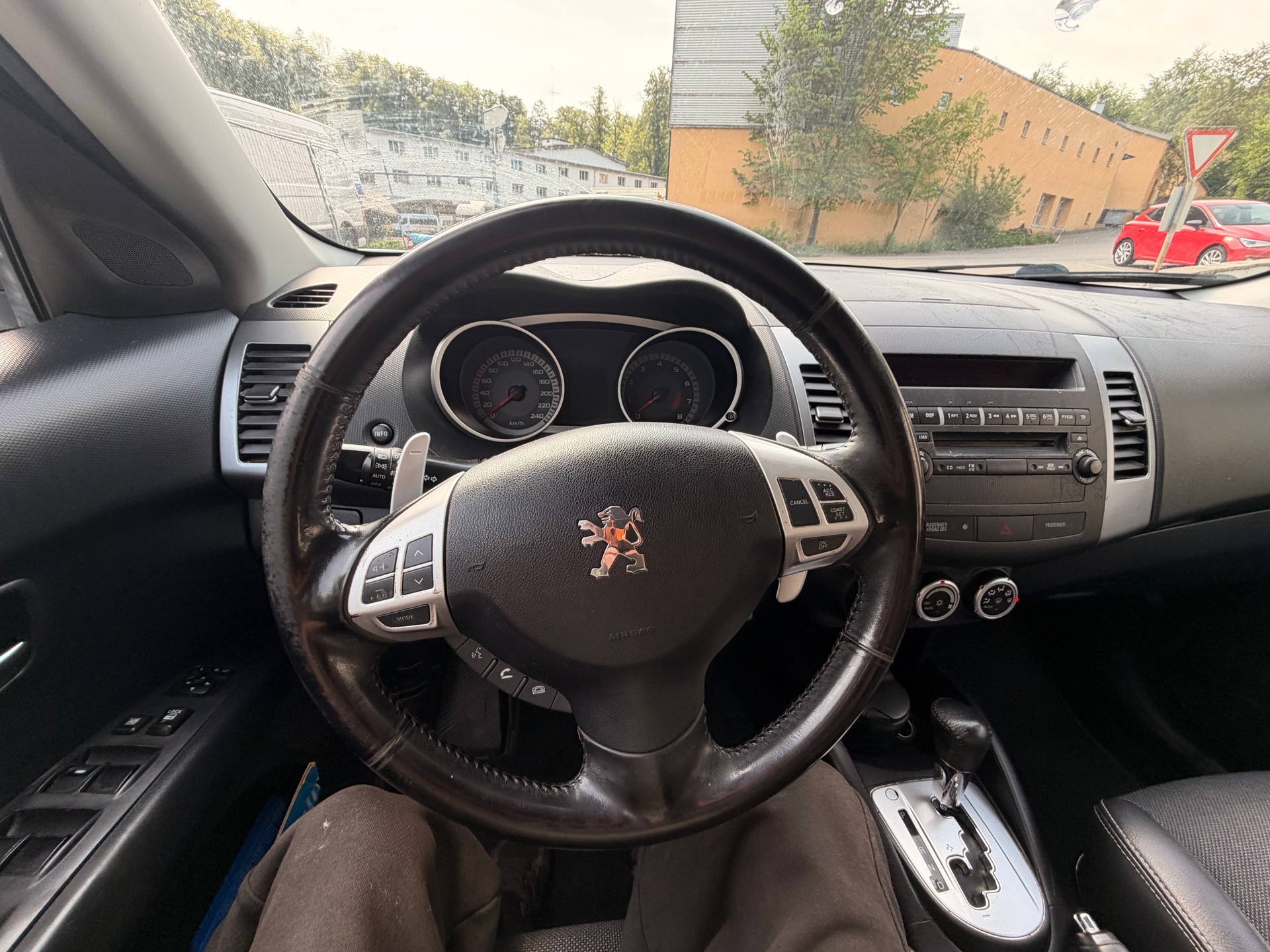 PEUGEOT 4007 2.4 Platinum Edition CVT-image-24