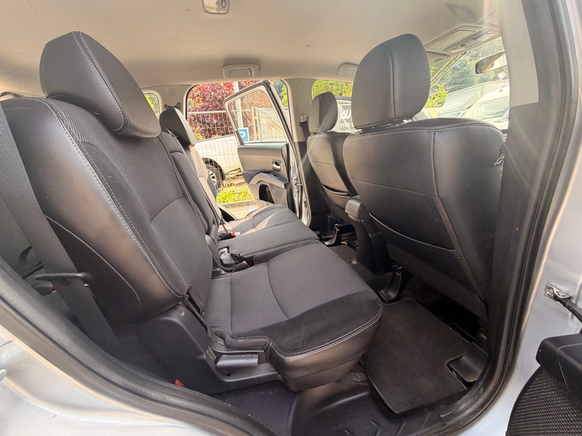PEUGEOT 4007 2.4 Platinum Edition CVT-image-11