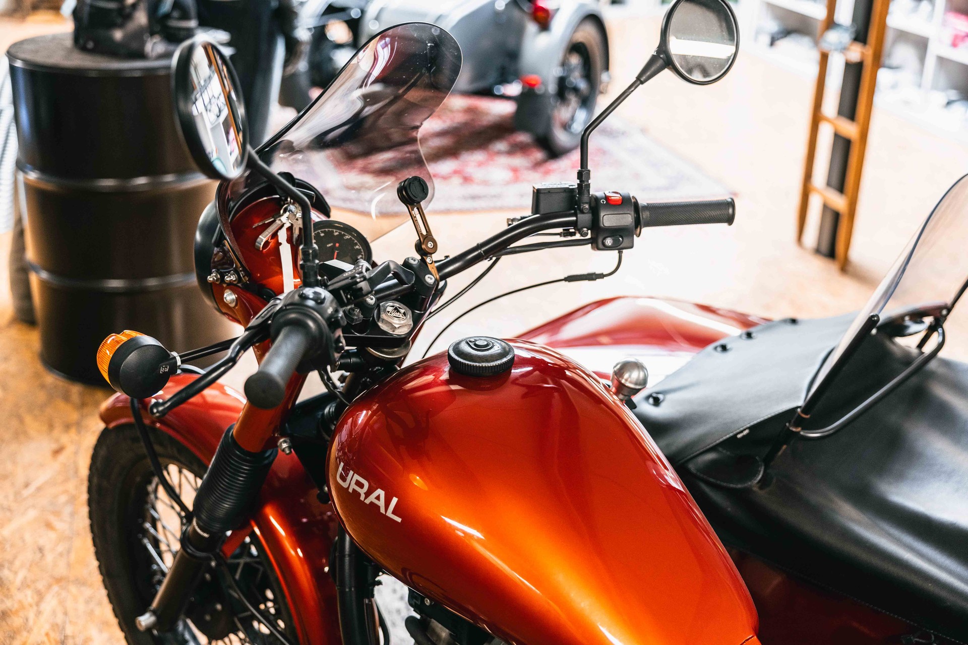URAL Retro-image-1
