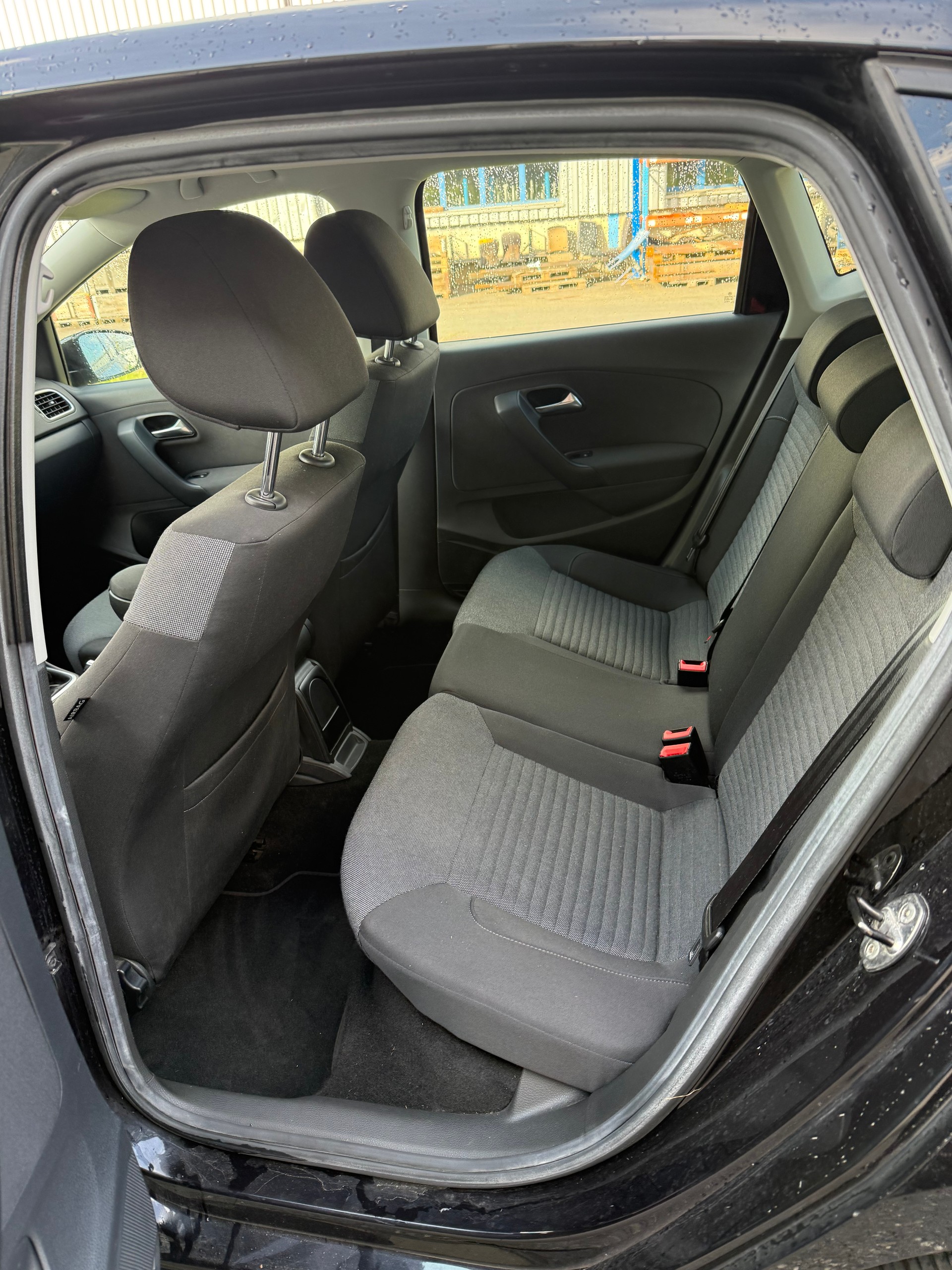 VW Polo 1.4 16V Trendline-image-12