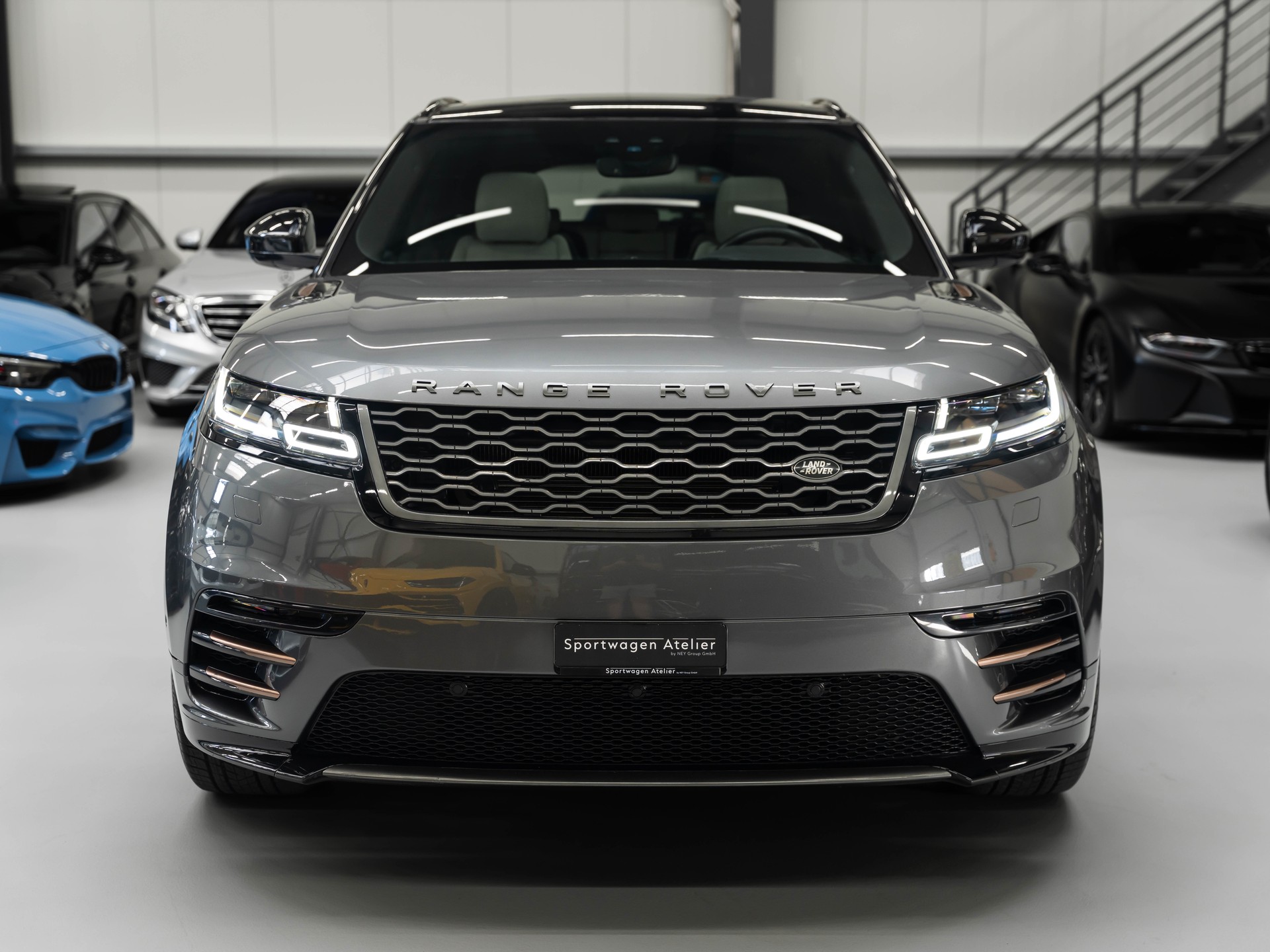 LAND ROVER Range Rover Velar R-Dynamic P 380 SE Automatic-image-5