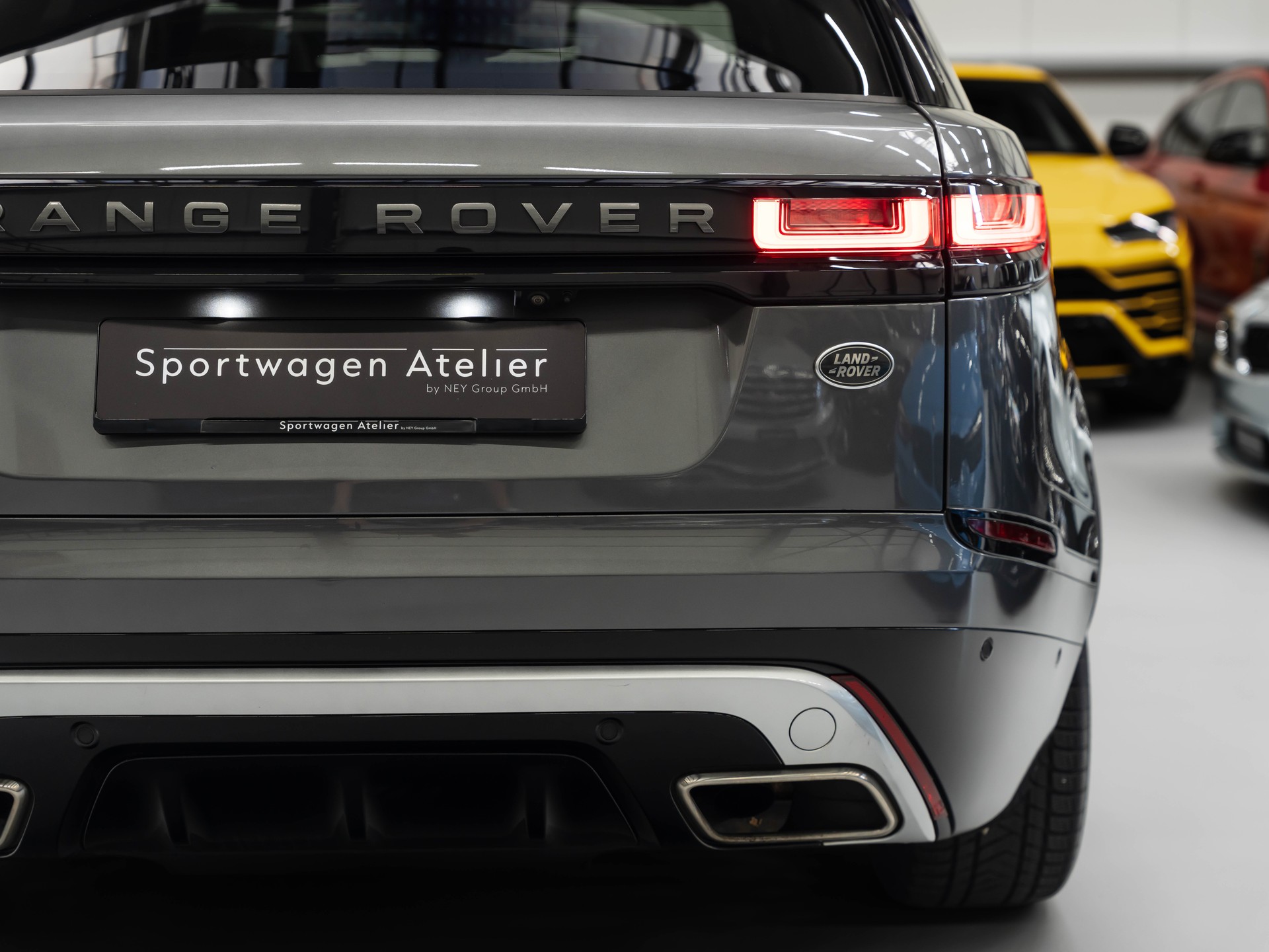 LAND ROVER Range Rover Velar R-Dynamic P 380 SE Automatic-image-15