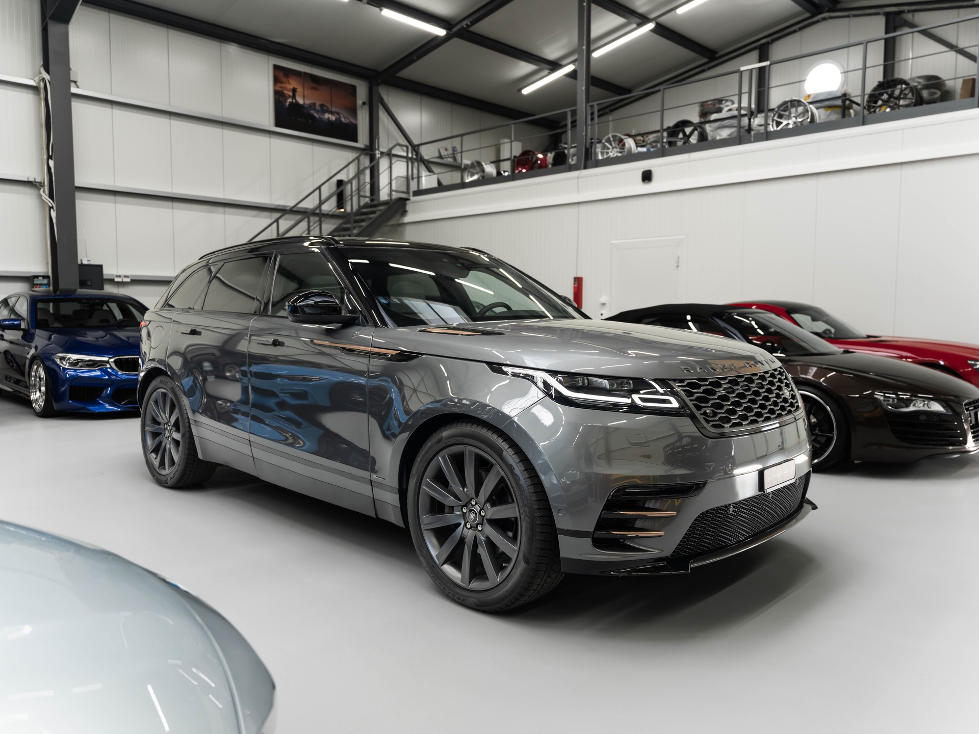 LAND ROVER Range Rover Velar R-Dynamic P 380 SE Automatic-image-4