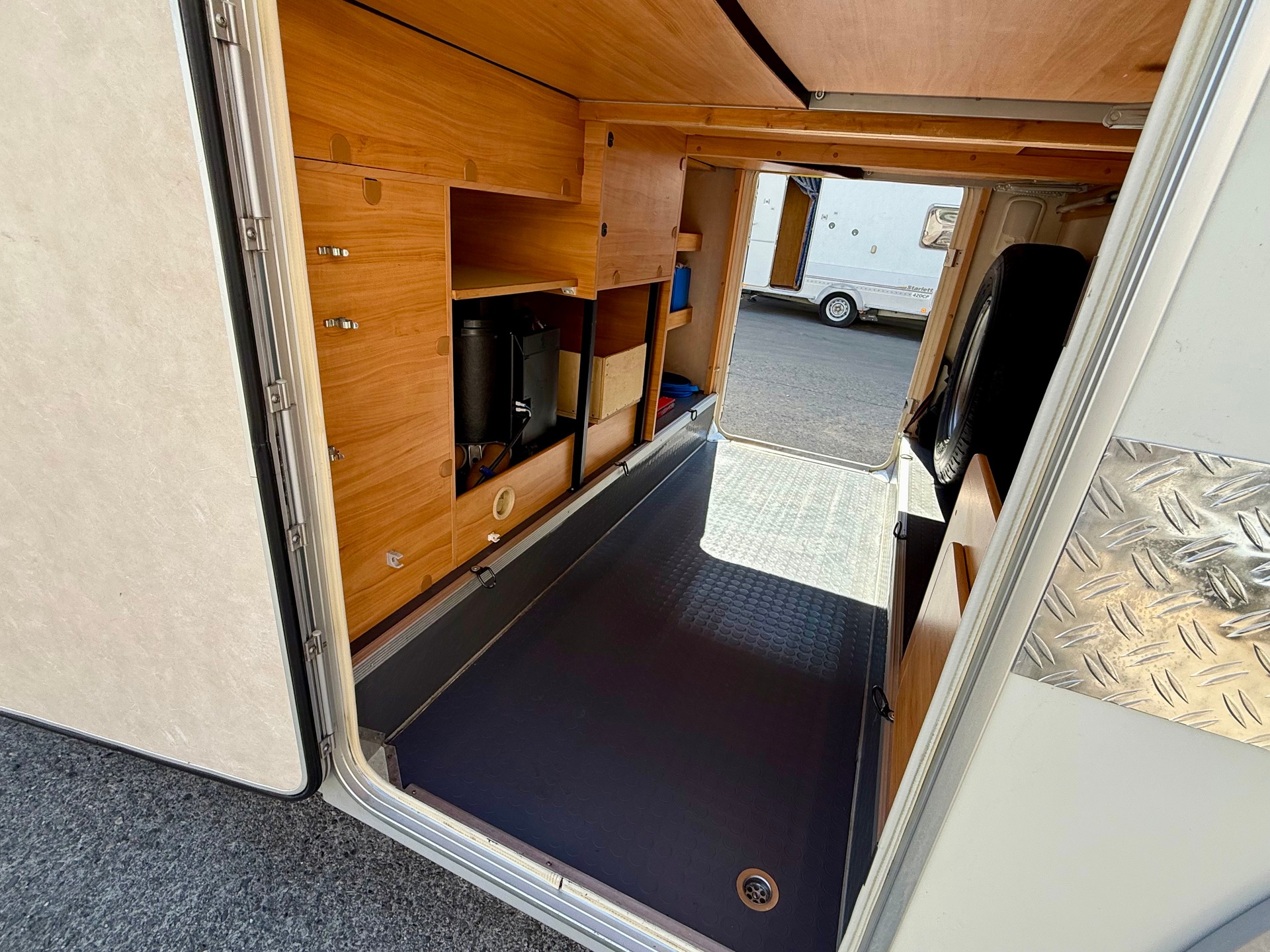 FIAT Adria Coral 660SL -Längsbetten-image-15