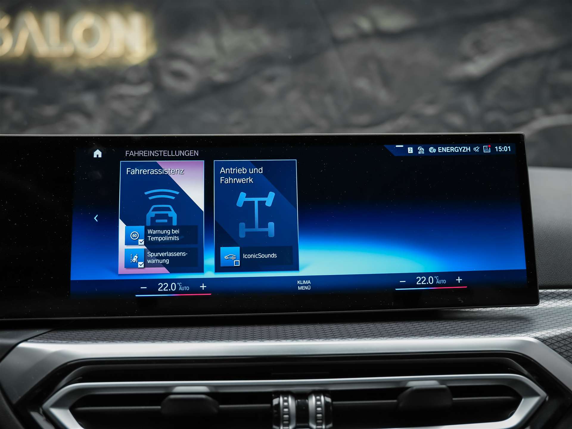 BMW 330i xDrive Steptronic M Sport Pro *Werksgarantie*Head-Up Display*Harman/Kardon*-image-31