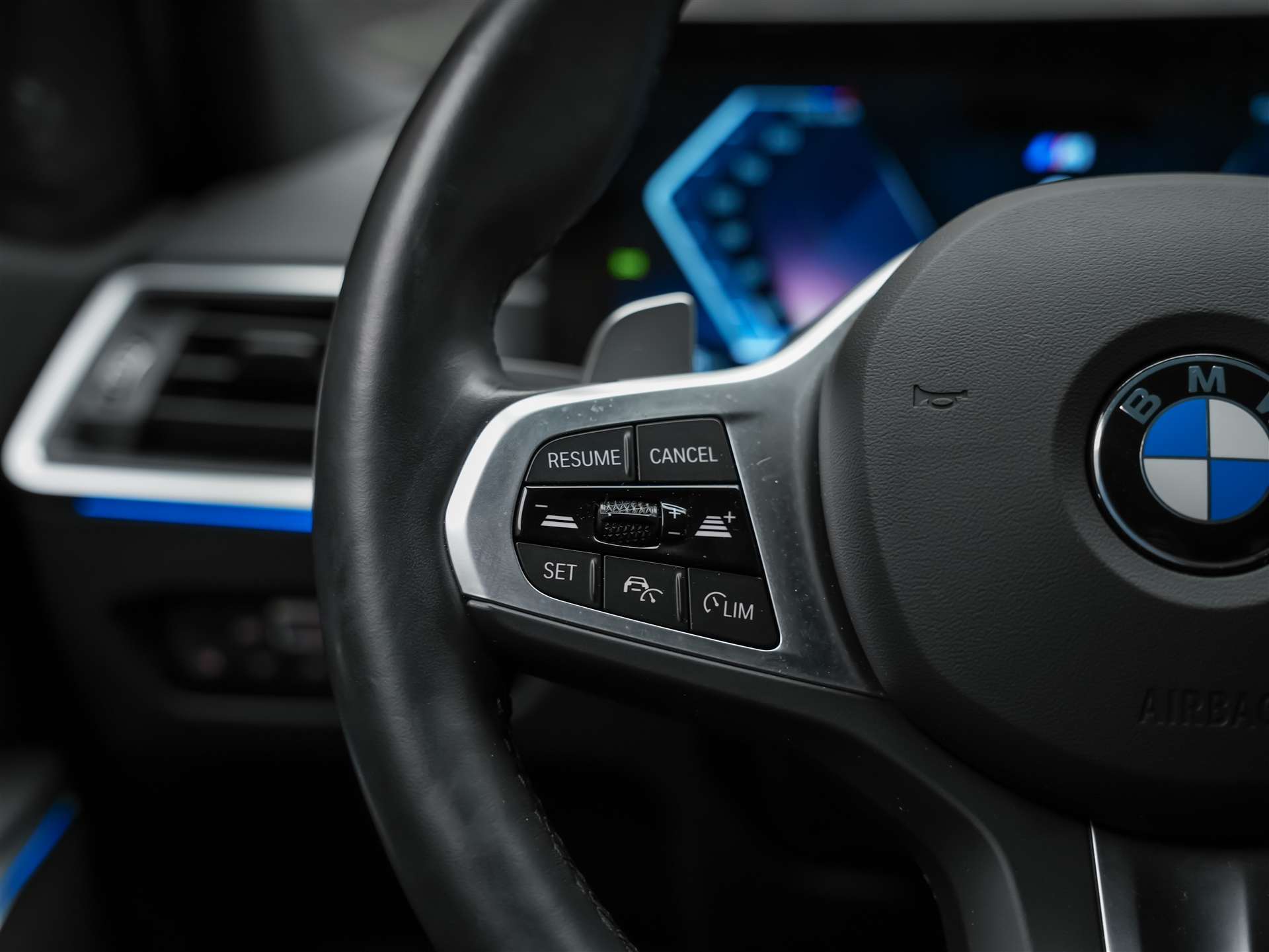 BMW 330i xDrive Steptronic M Sport Pro *Werksgarantie*Head-Up Display*Harman/Kardon*-image-25