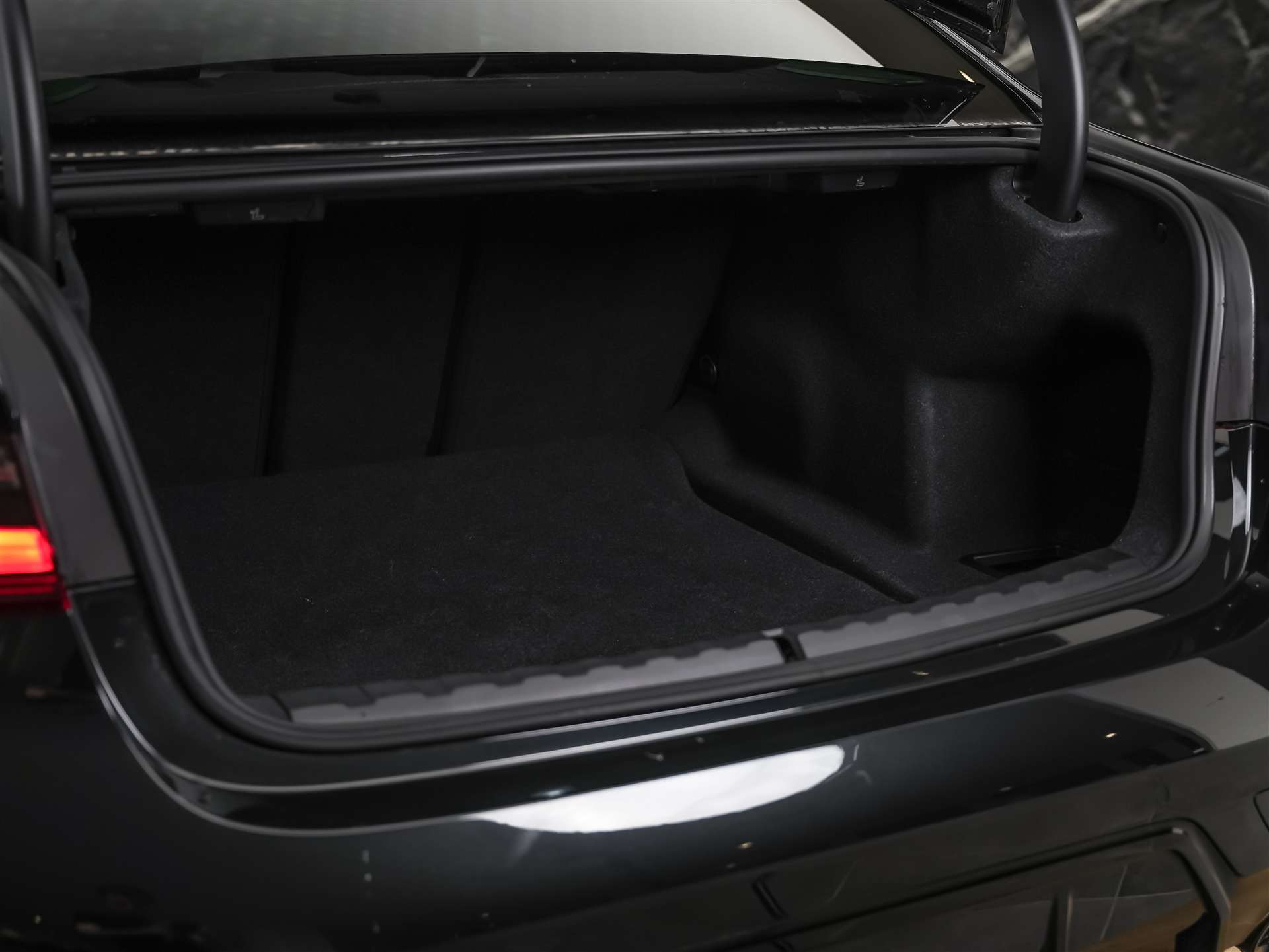 BMW 330i xDrive Steptronic M Sport Pro *Werksgarantie*Head-Up Display*Harman/Kardon*-image-33