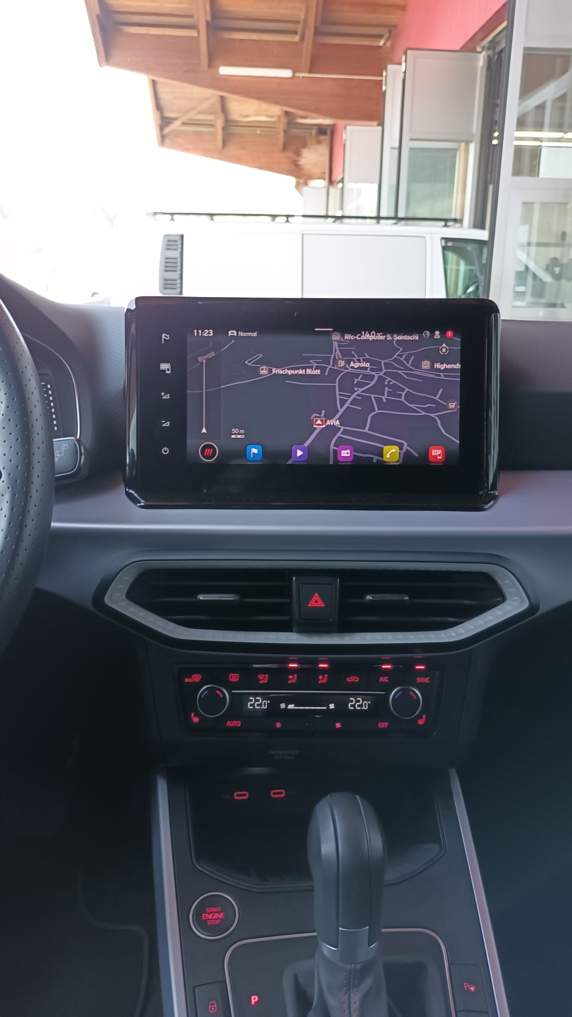SEAT Arona 1.5 Eco TSI FR DSG-image-10