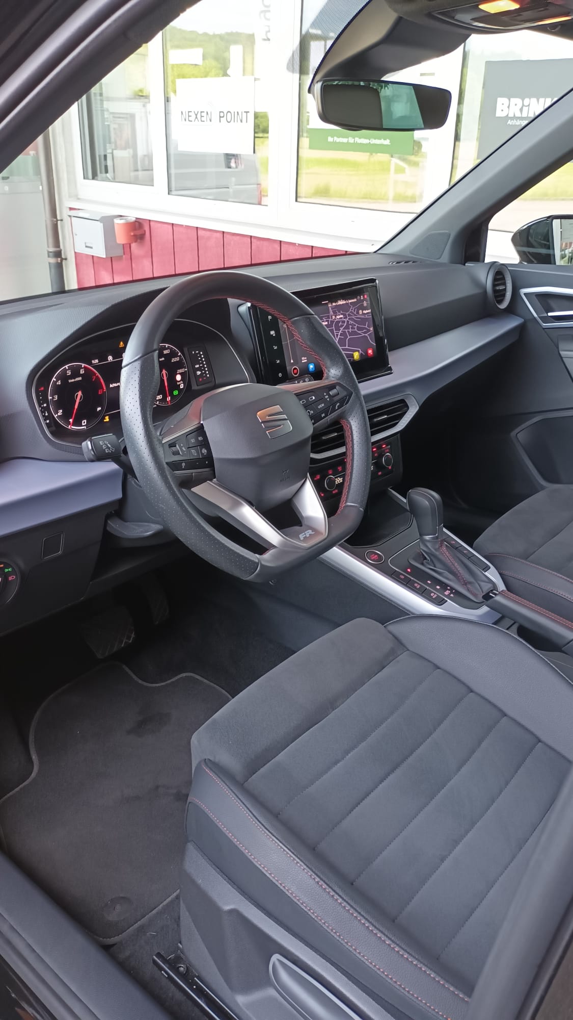 SEAT Arona 1.5 Eco TSI FR DSG-image-8