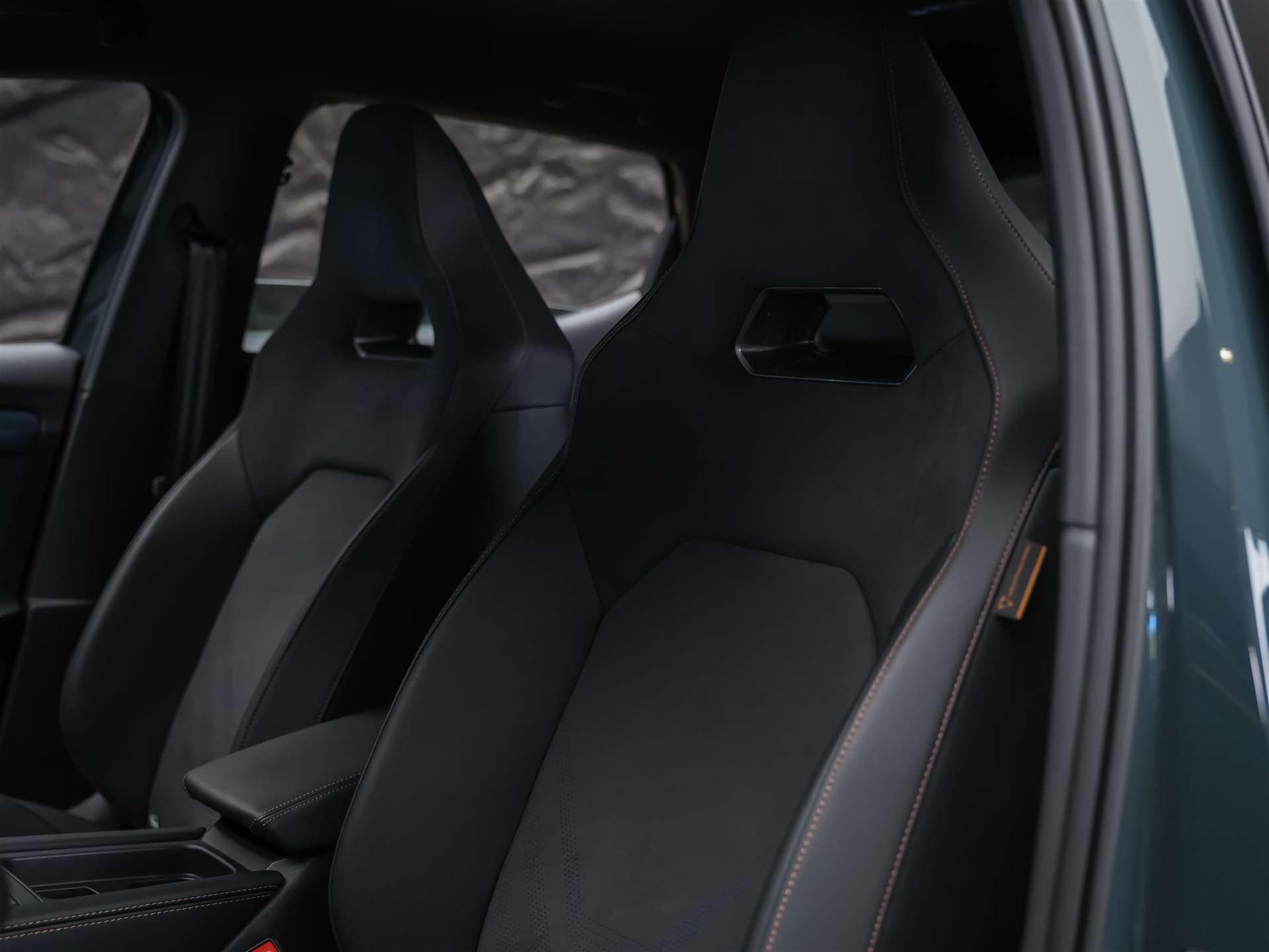 CUPRA Leon 2.0 TSI 300 VZ DSG *Werksgarantie*El. Sitze mit Memory*Lenkradheizung*-image-9