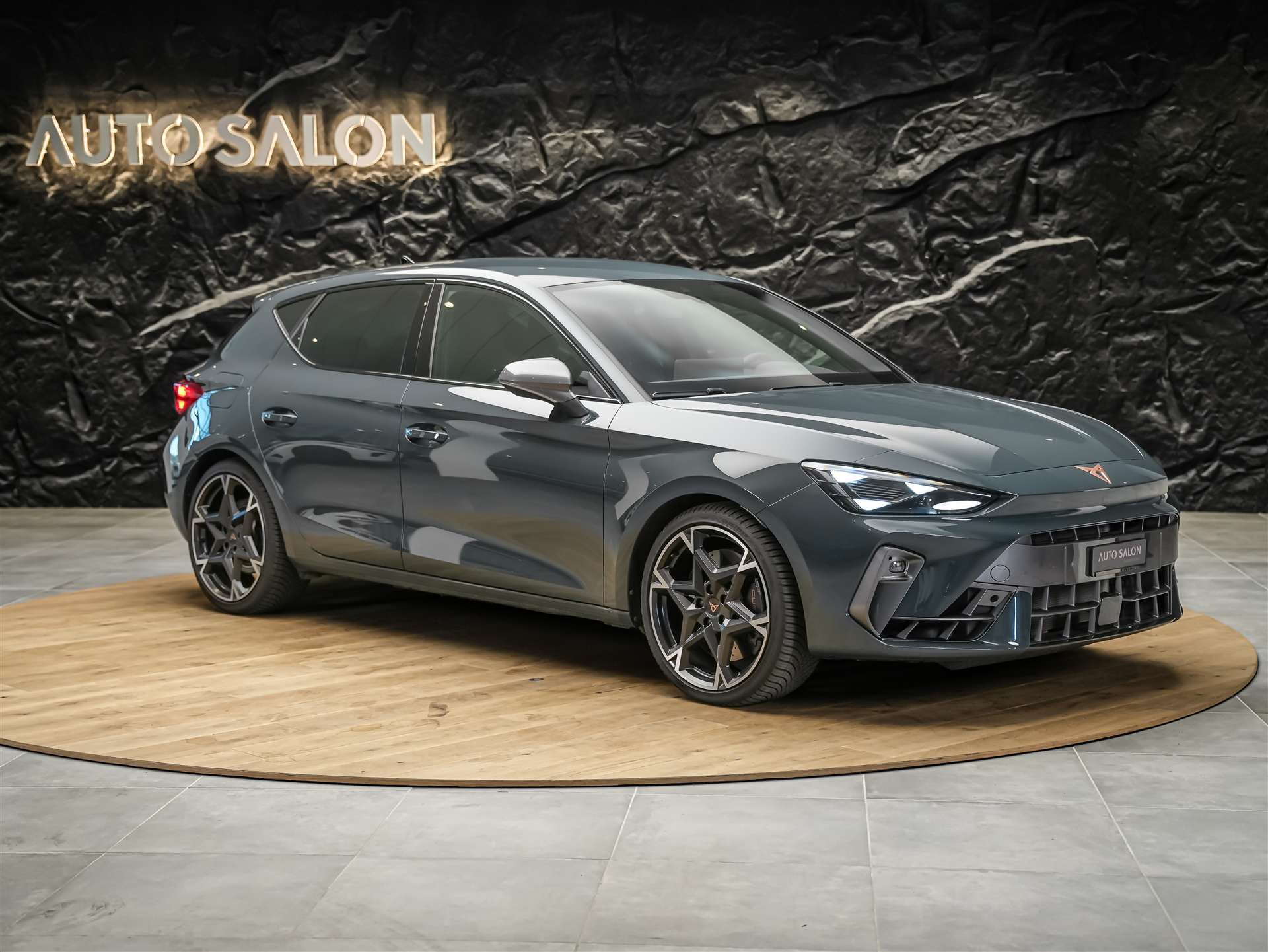 CUPRA Leon 2.0 TSI 300 VZ DSG *Werksgarantie*El. Sitze mit Memory*Lenkradheizung*-image-5