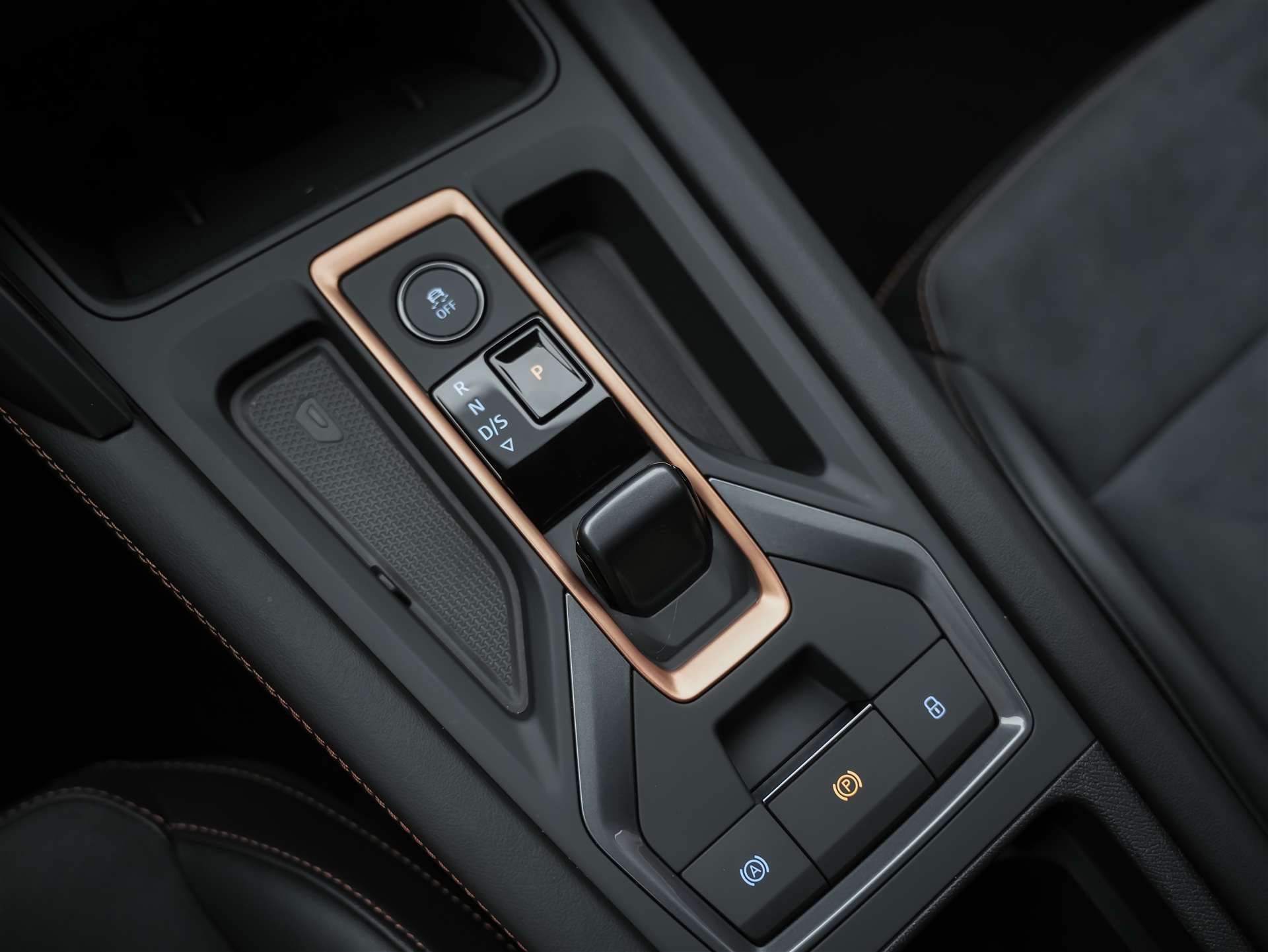 CUPRA Leon 2.0 TSI 300 VZ DSG *Werksgarantie*El. Sitze mit Memory*Lenkradheizung*-image-21
