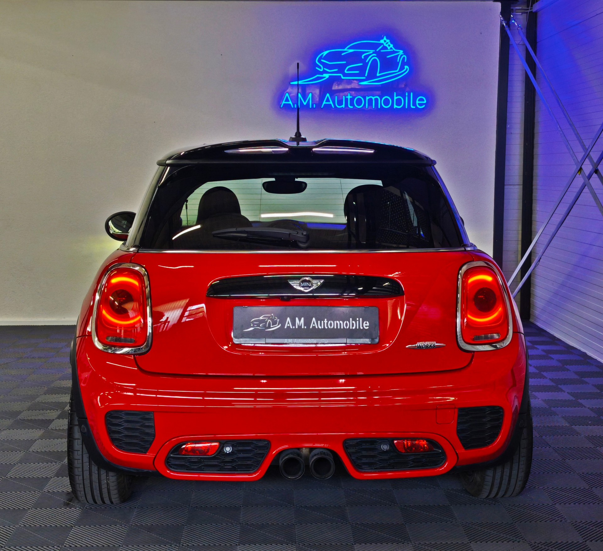 MINI Cooper John Cooper Works Steptronic-image-6