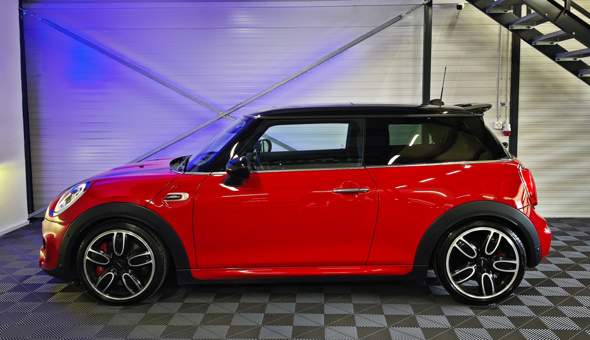 MINI Cooper John Cooper Works Steptronic-image-8