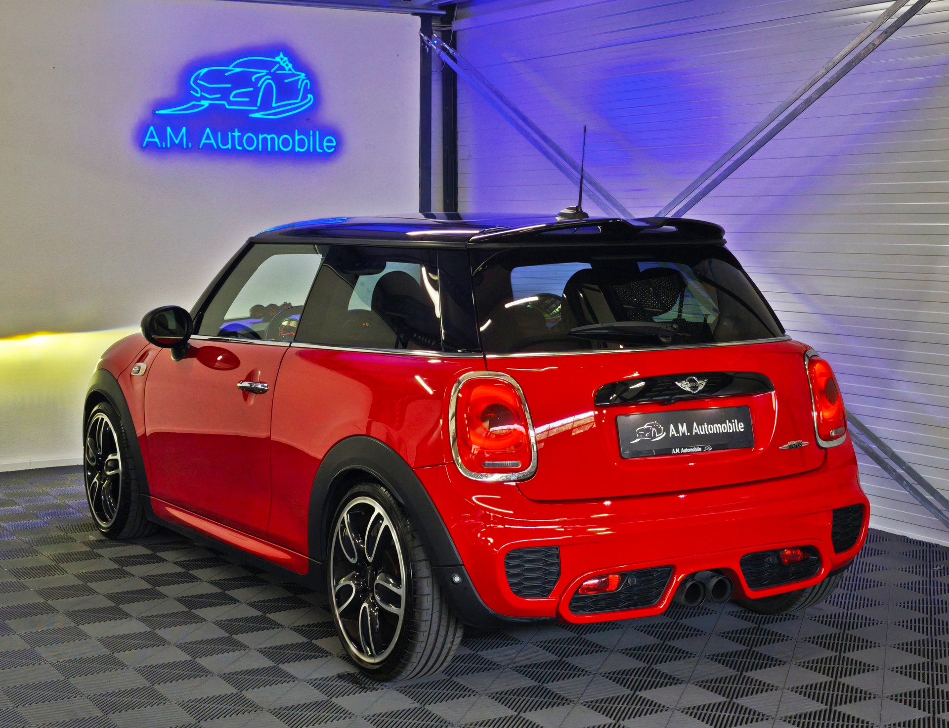 MINI Cooper John Cooper Works Steptronic-image-5
