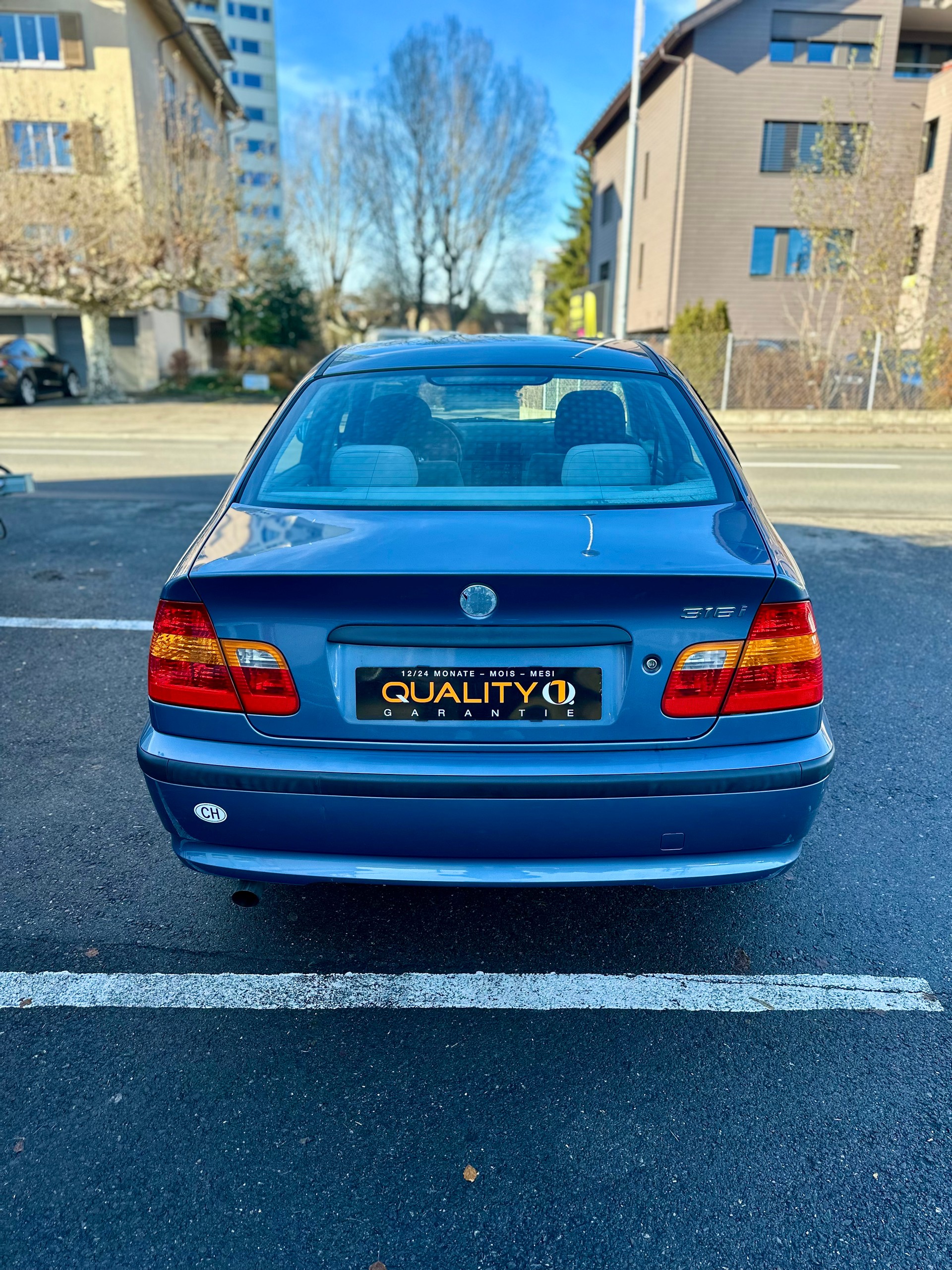 BMW 316i-image-3