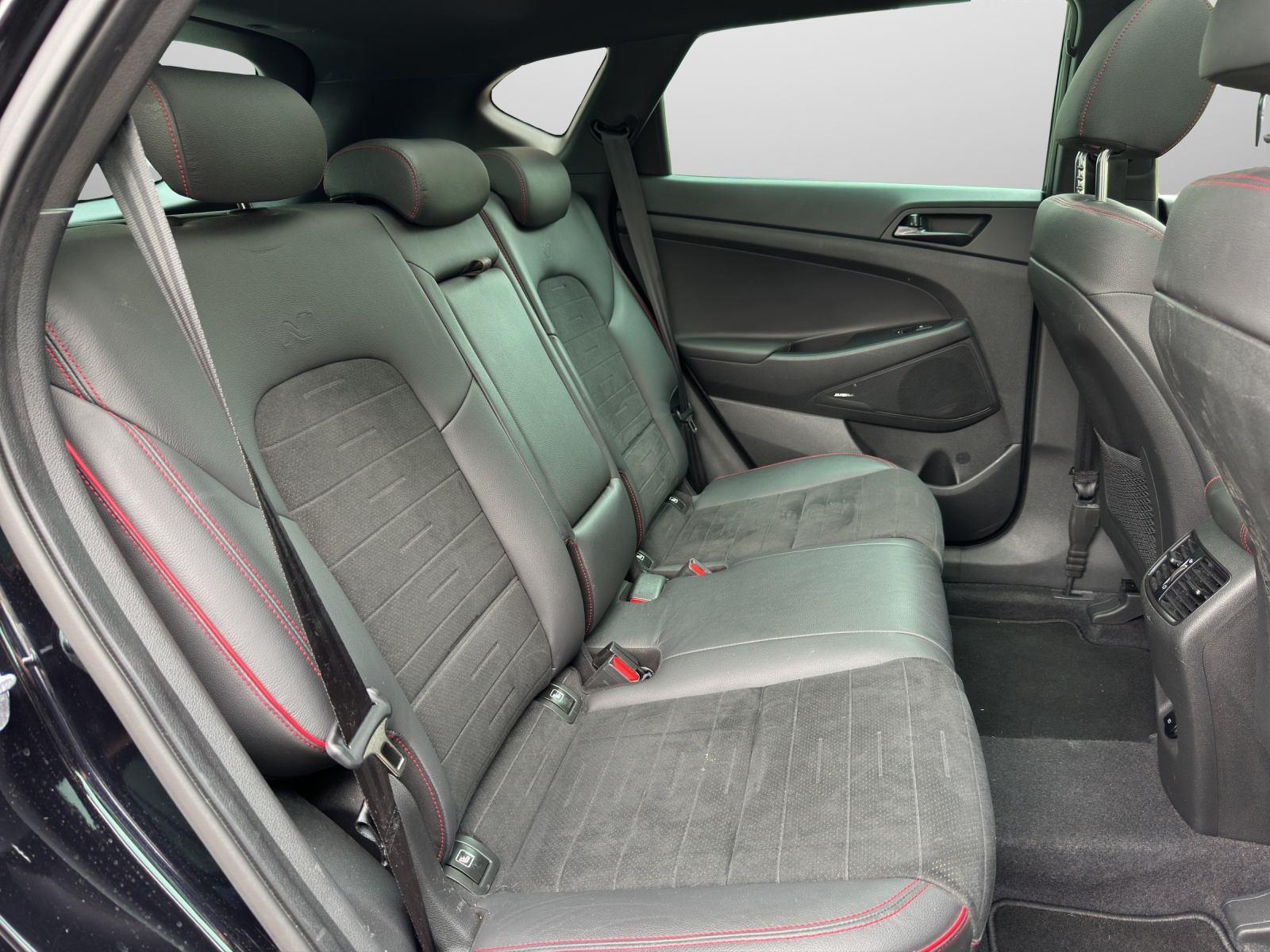 HYUNDAI Tucson 1.6 T-GDi N-Line Exclusive 4WD-image-11