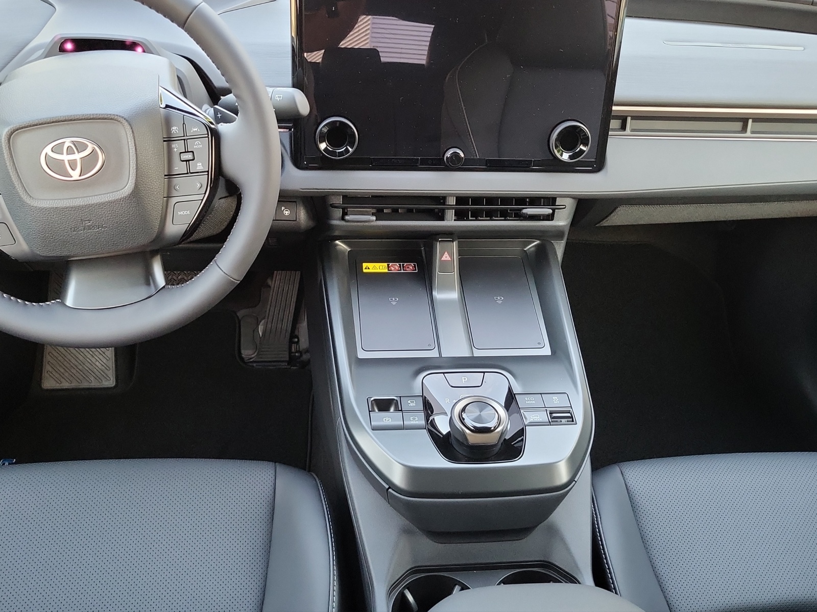 TOYOTA bZ4X Touring Premium AWD-image-13