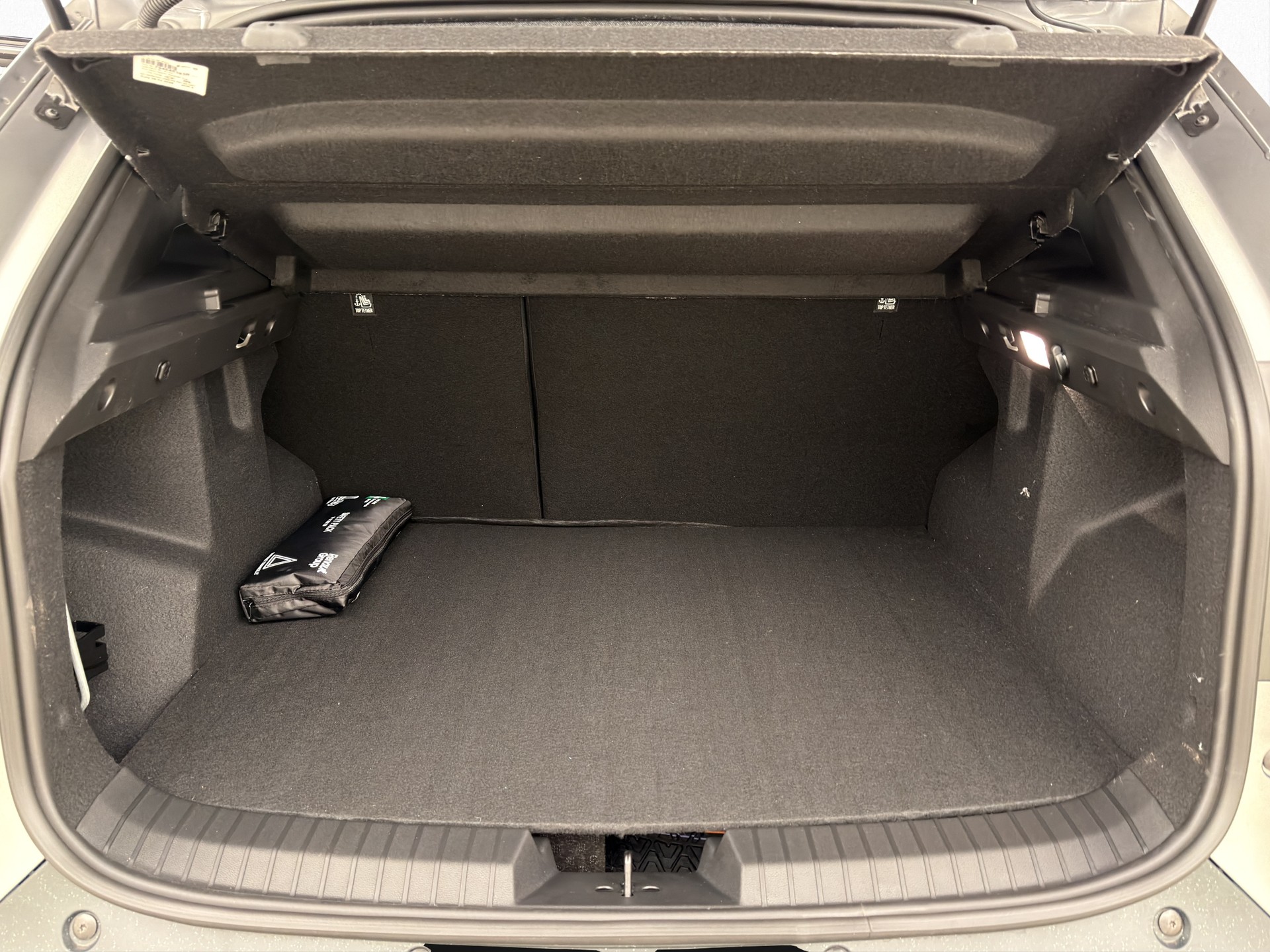 DACIA Duster 1.8 Hybrid Journey-image-12
