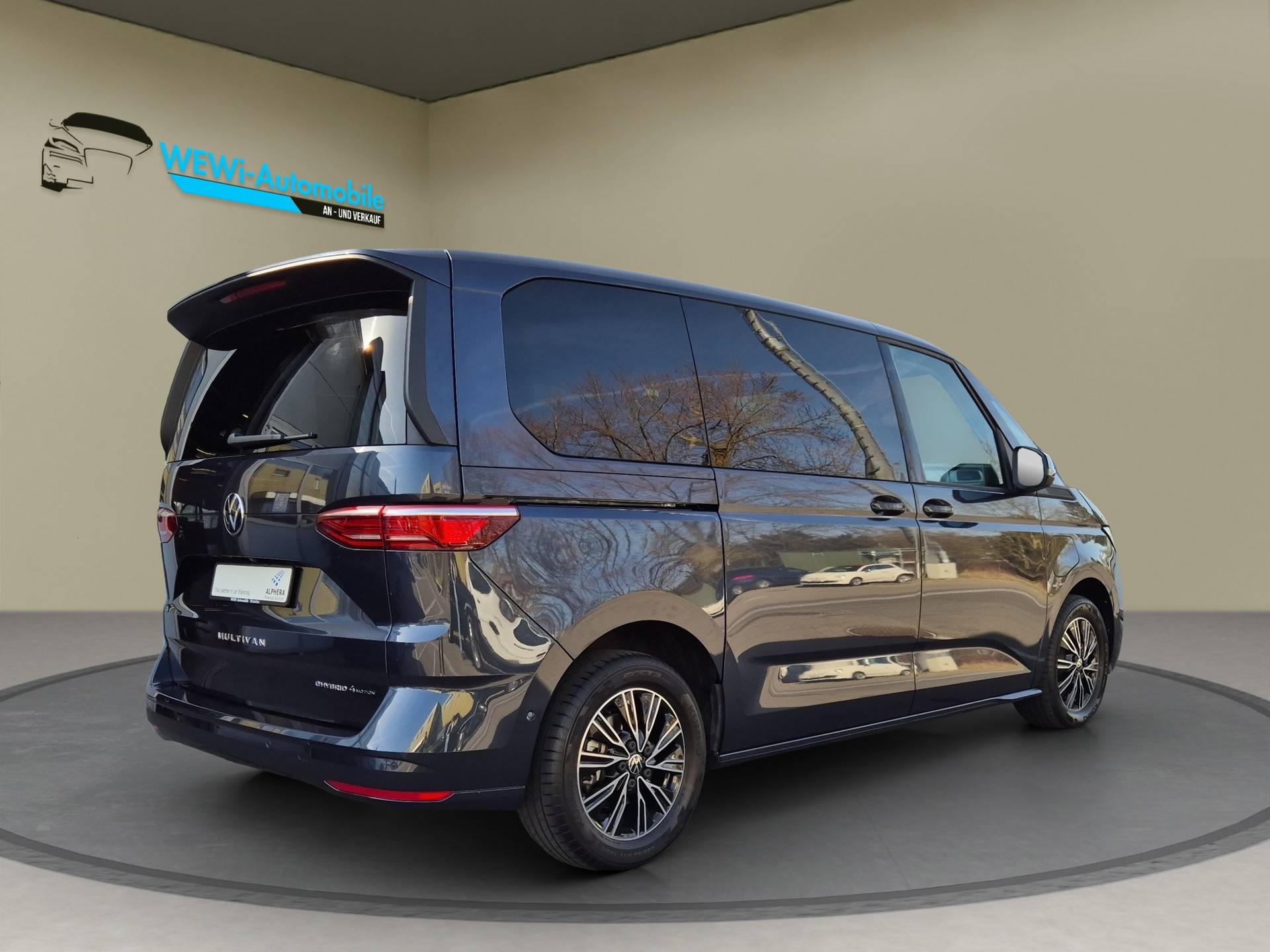 VW Multivan 1.5 eHybrid 4Motion DSG-image-2