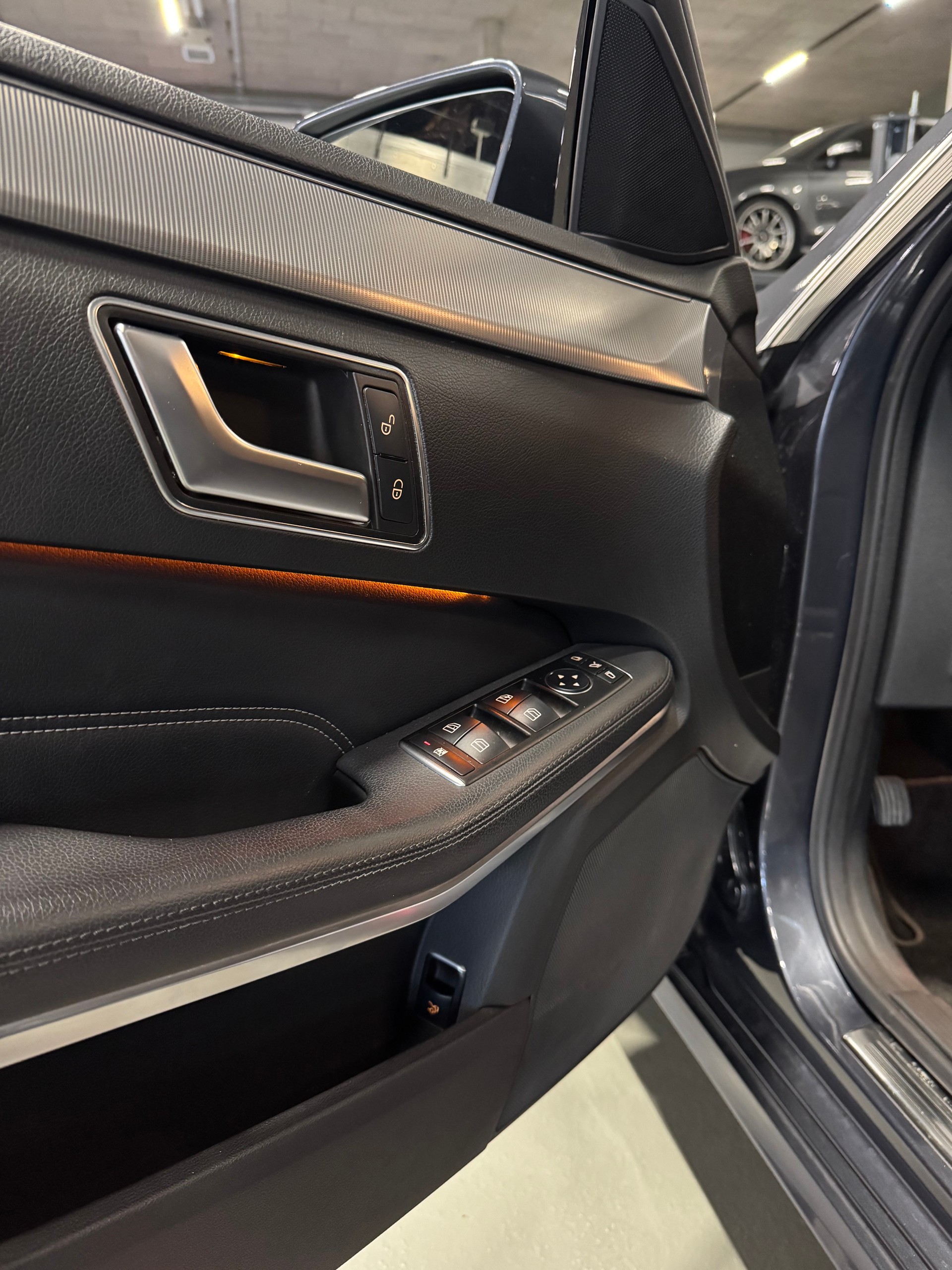 MERCEDES-BENZ E 220 CDI Avantgarde 7G-Tronic-image-9