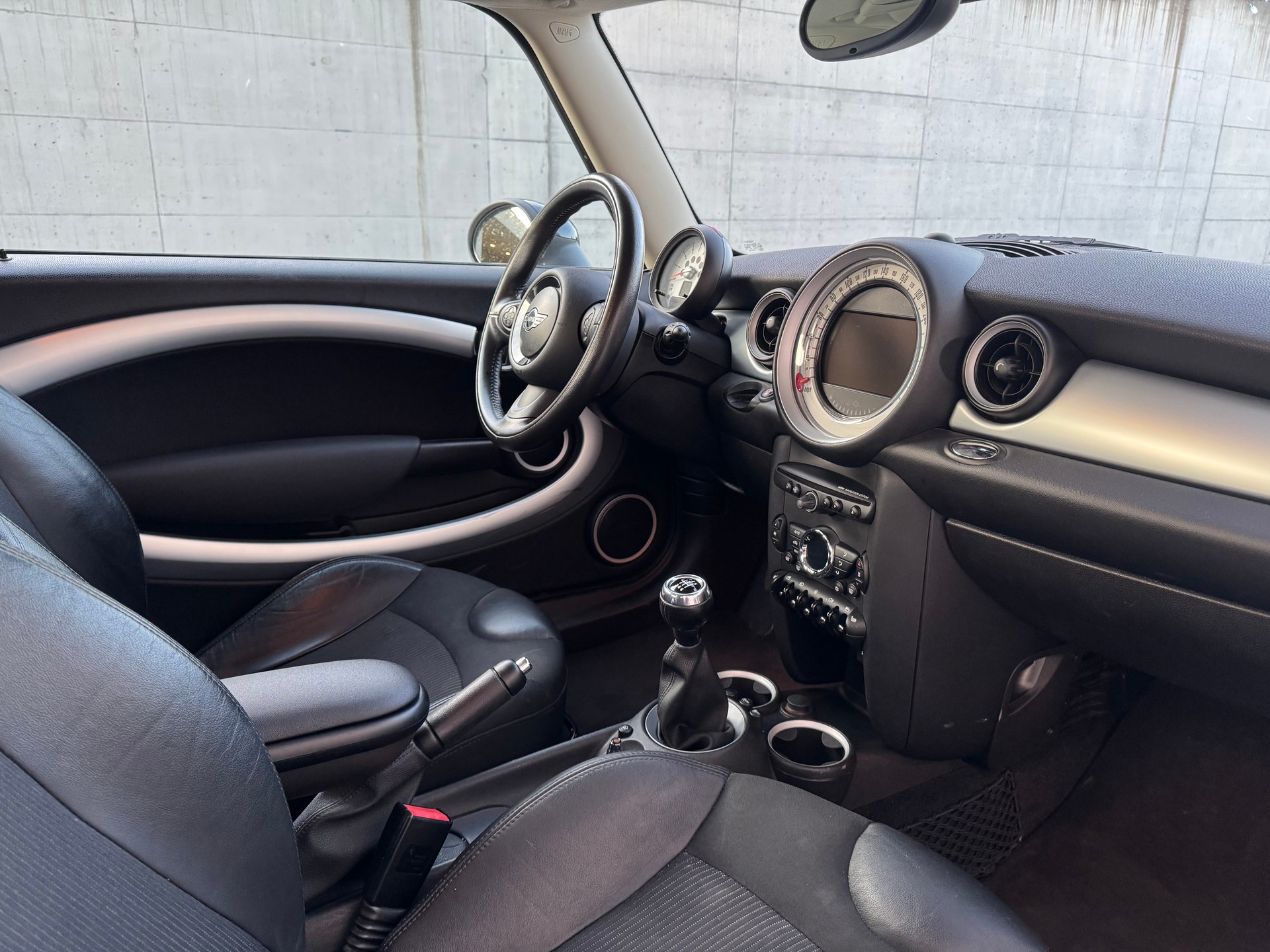 MINI Cooper-image-11