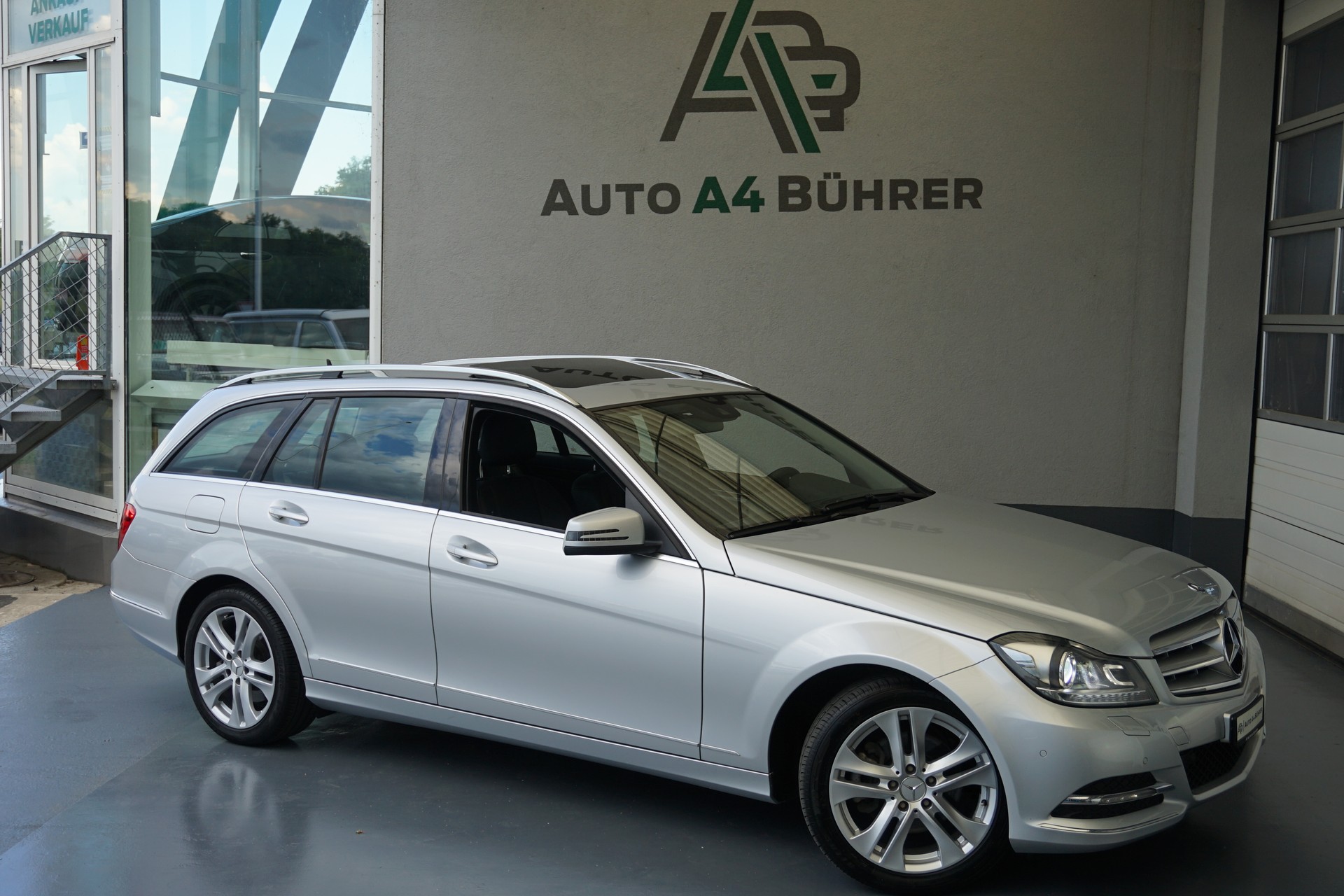 MERCEDES-BENZ C 250 CDI Avantgarde T-Modell 204PS Automat-image-1