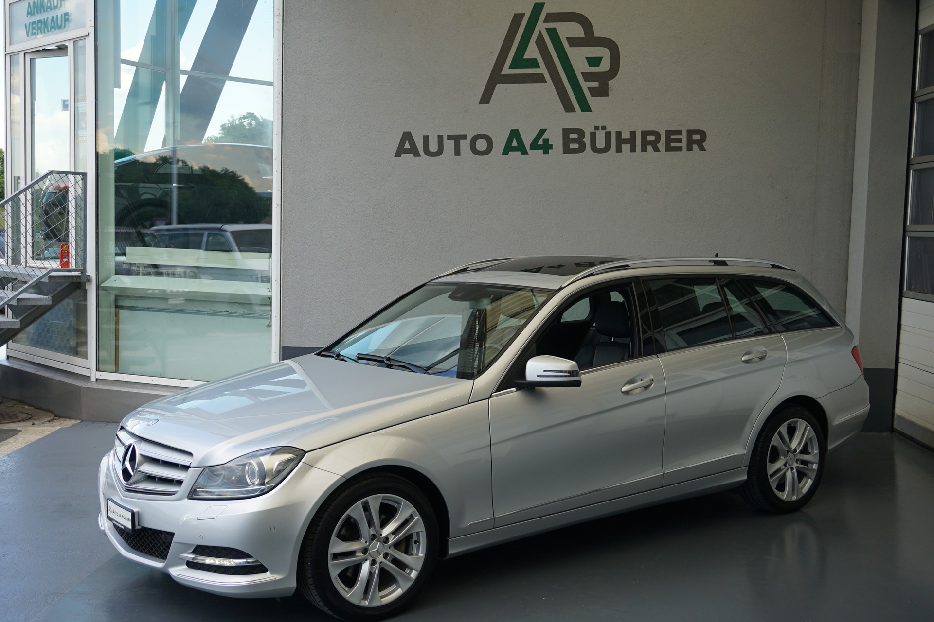 MERCEDES-BENZ C 250 CDI Avantgarde T-Modell 204PS Automat-image-3