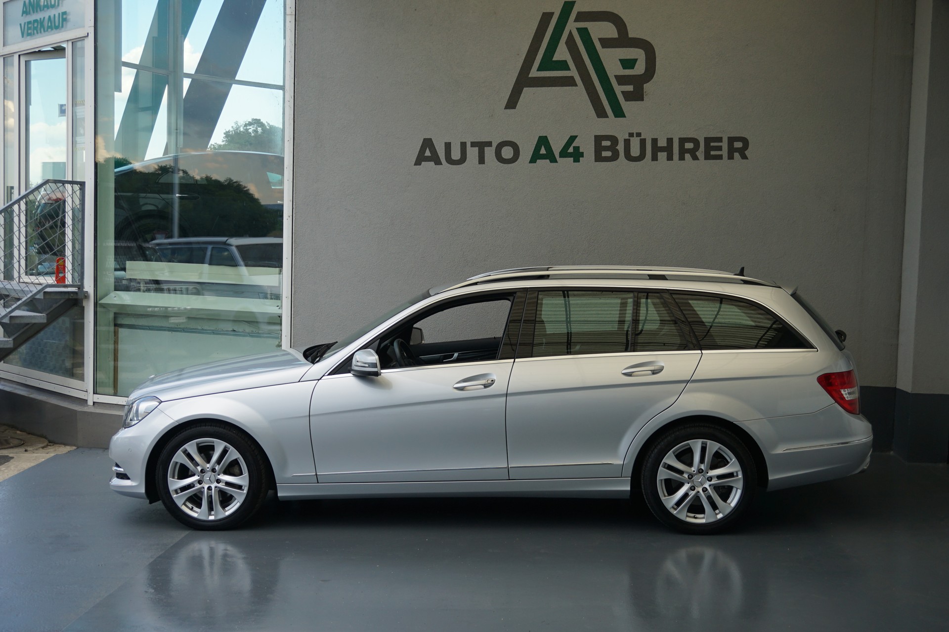 MERCEDES-BENZ C 250 CDI Avantgarde T-Modell 204PS Automat-image-0