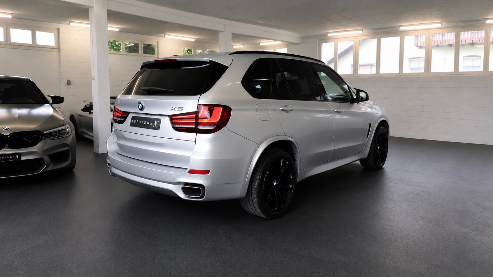 BMW X5 xDrive 40d Steptronic-image-1
