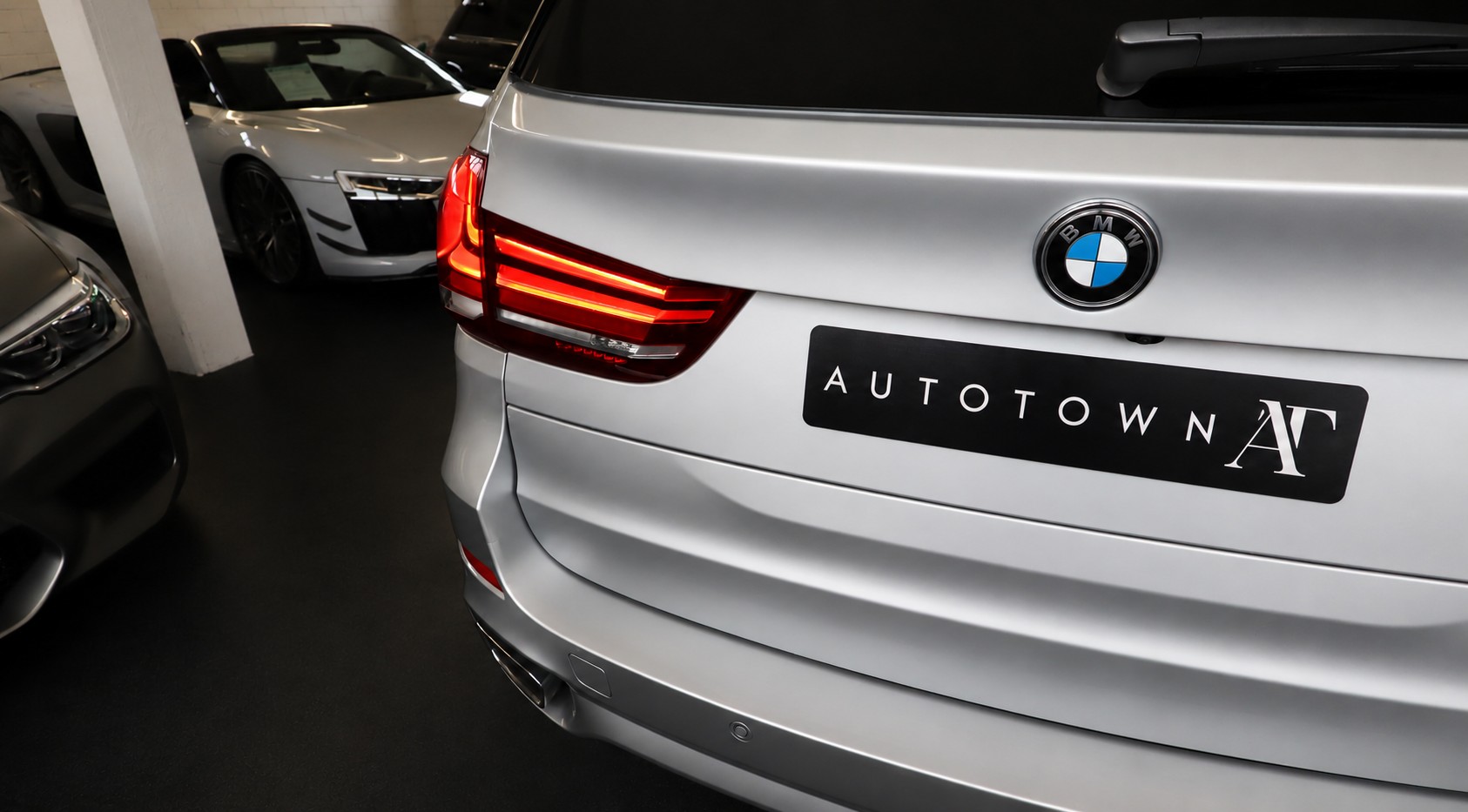 BMW X5 xDrive 40d Steptronic-image-23