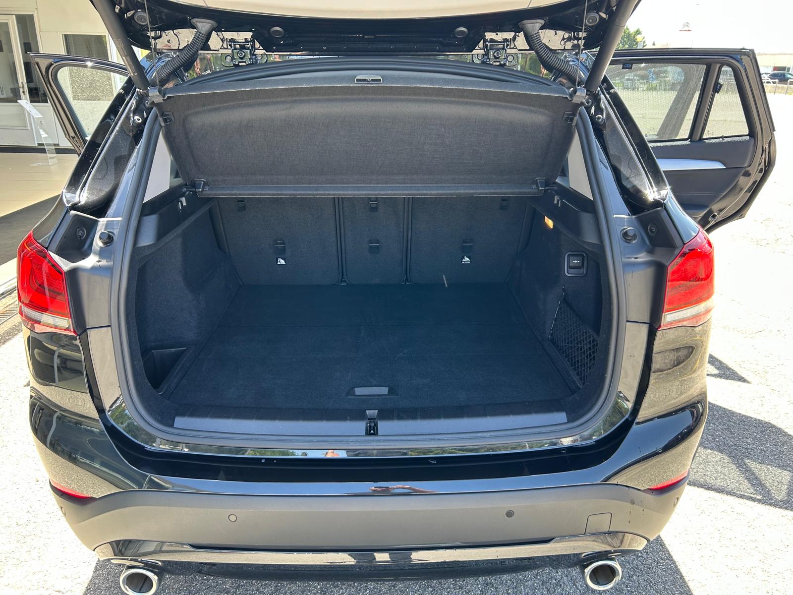 BMW X1 xDrive 20d Steptronic-image-13