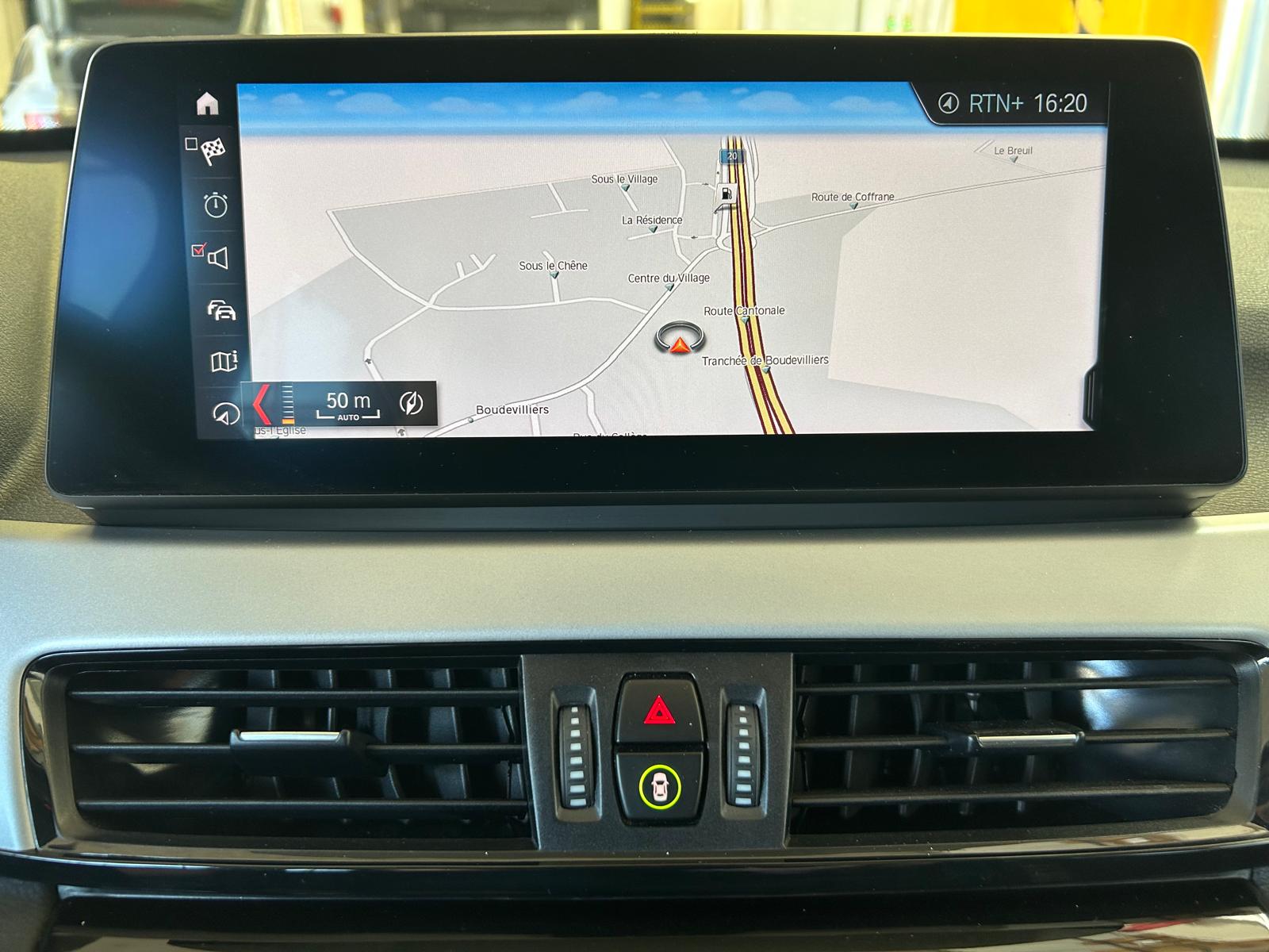 BMW X1 xDrive 20d Steptronic-image-9