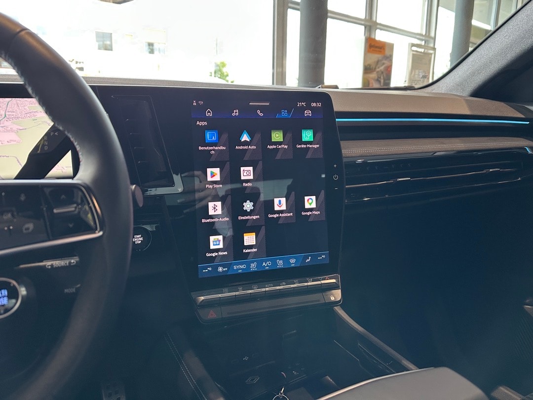 RENAULT Austral 1.3 MHEV 160 Techno Esprit Alpine A-image-17